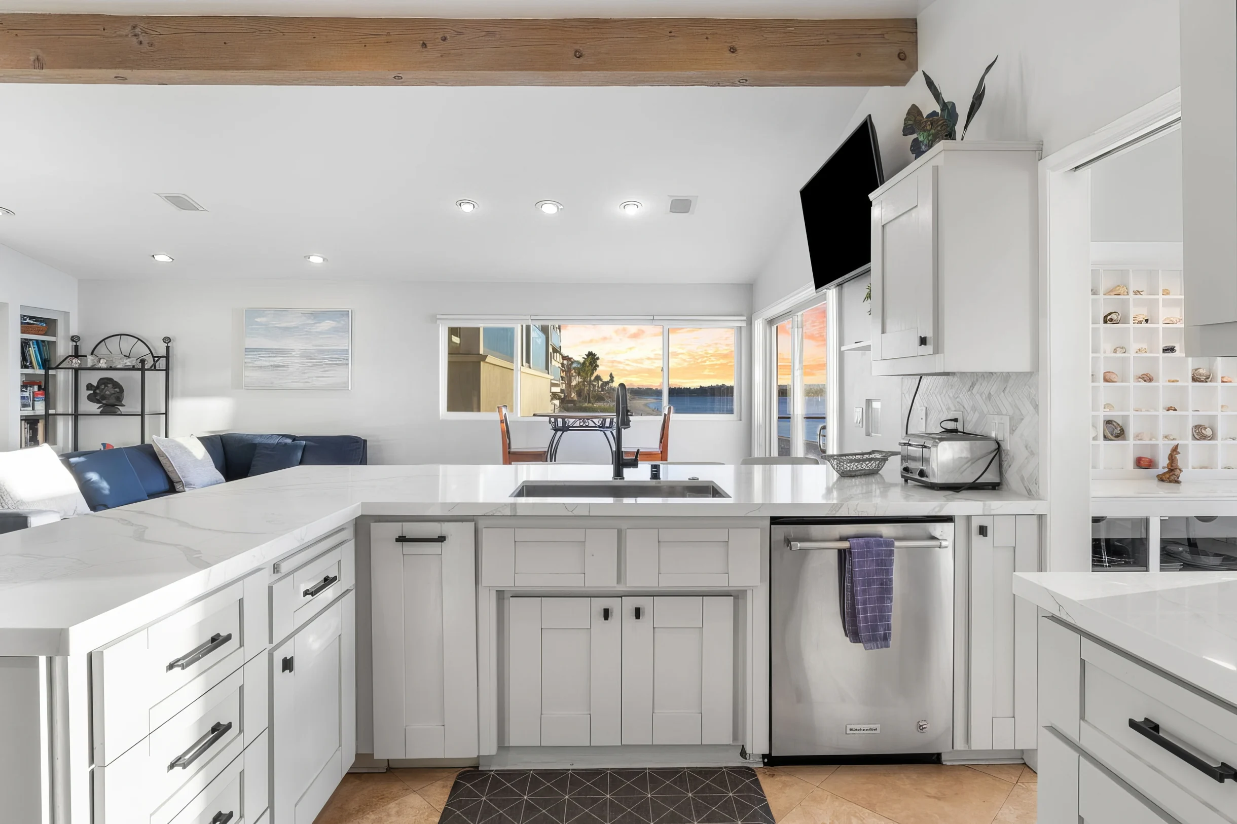 NEW Stunning Bayfront Home + Private Beach Access + Hot Tub + Fire Pit #4