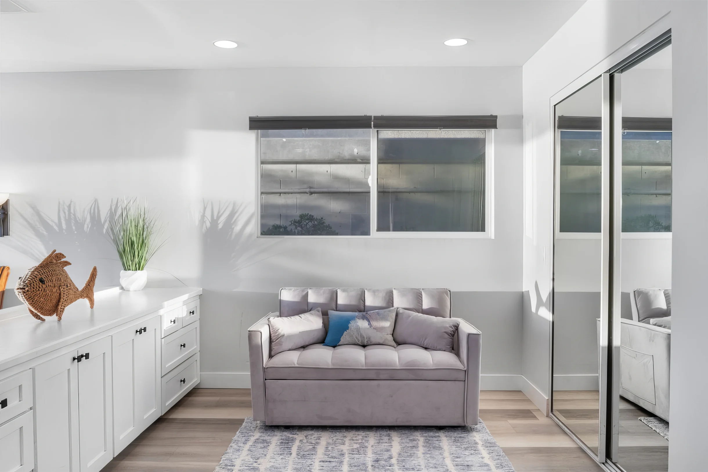 NEW Stunning Bayfront Home + Private Beach Access + Hot Tub + Fire Pit #62