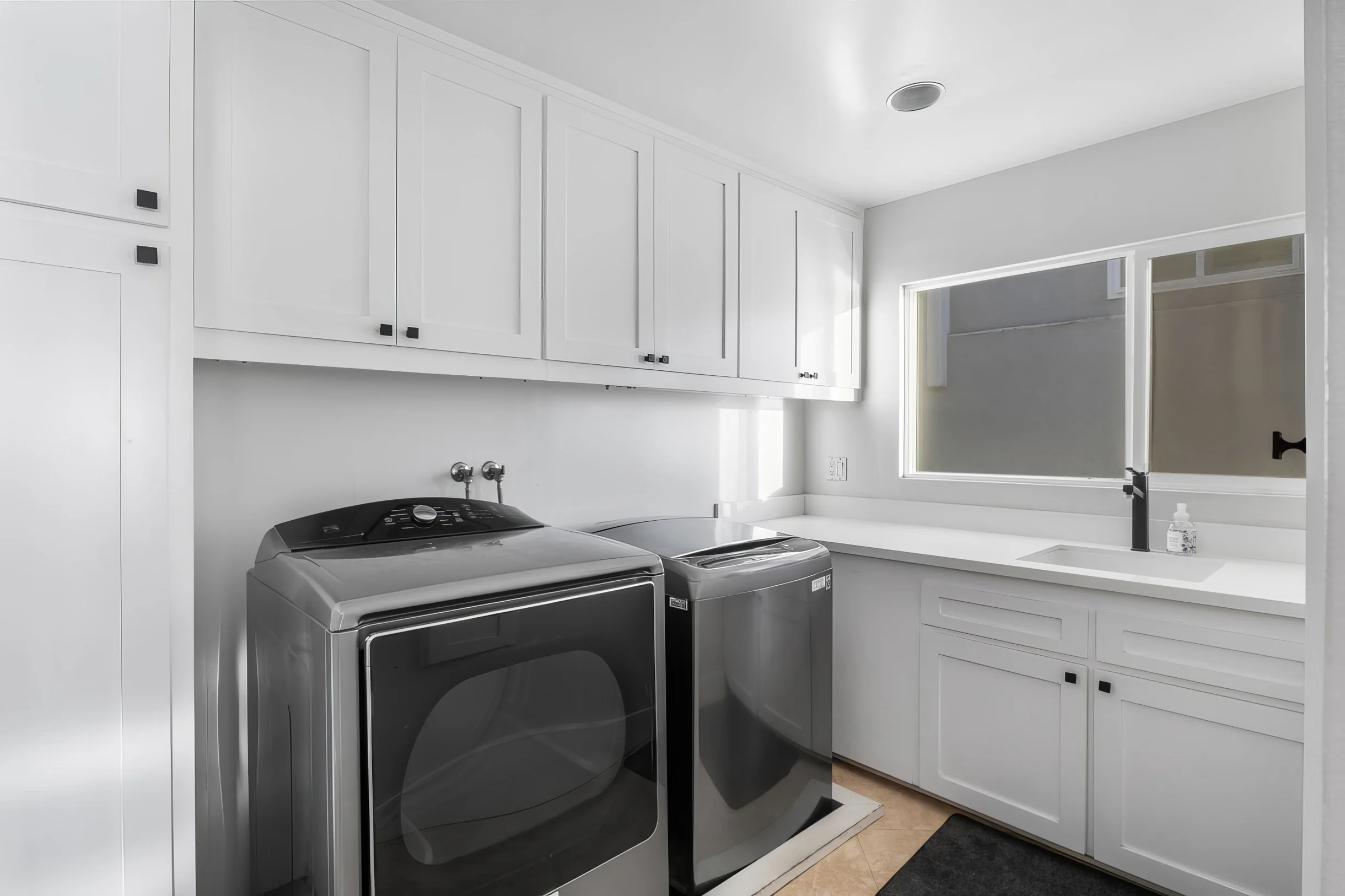 NEW Stunning Bayfront Home + Private Beach Access + Hot Tub + Fire Pit #9