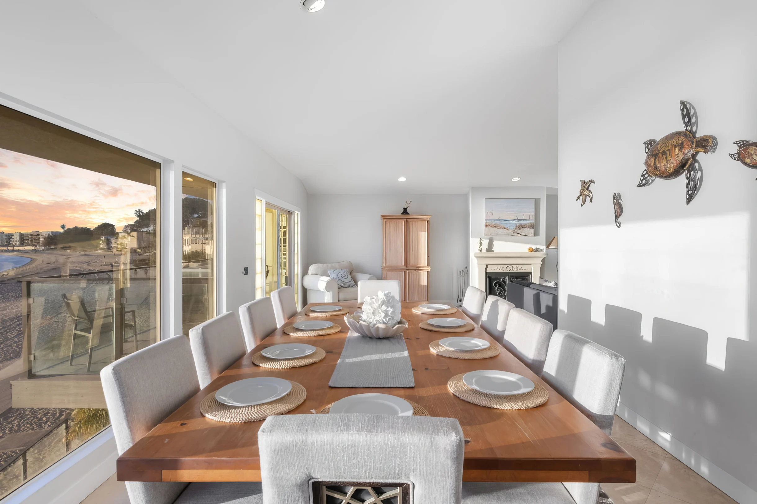 NEW Stunning Bayfront Home + Private Beach Access + Hot Tub + Fire Pit #52