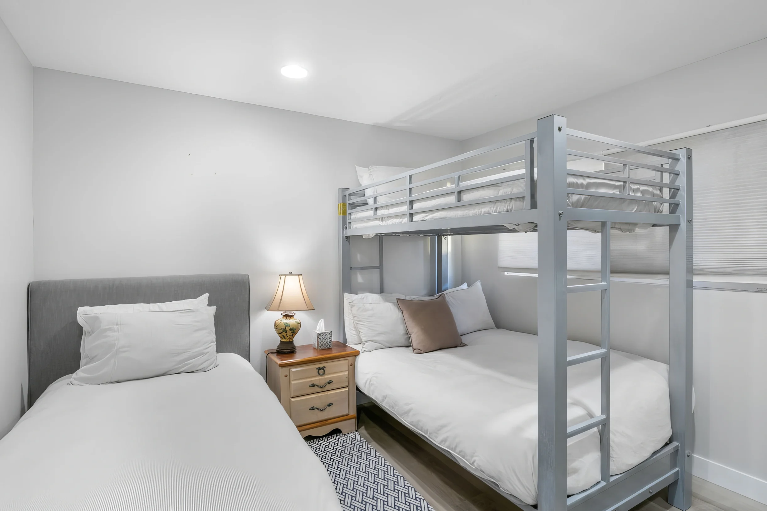 NEW Stunning Bayfront Home + Private Beach Access + Hot Tub + Fire Pit #23