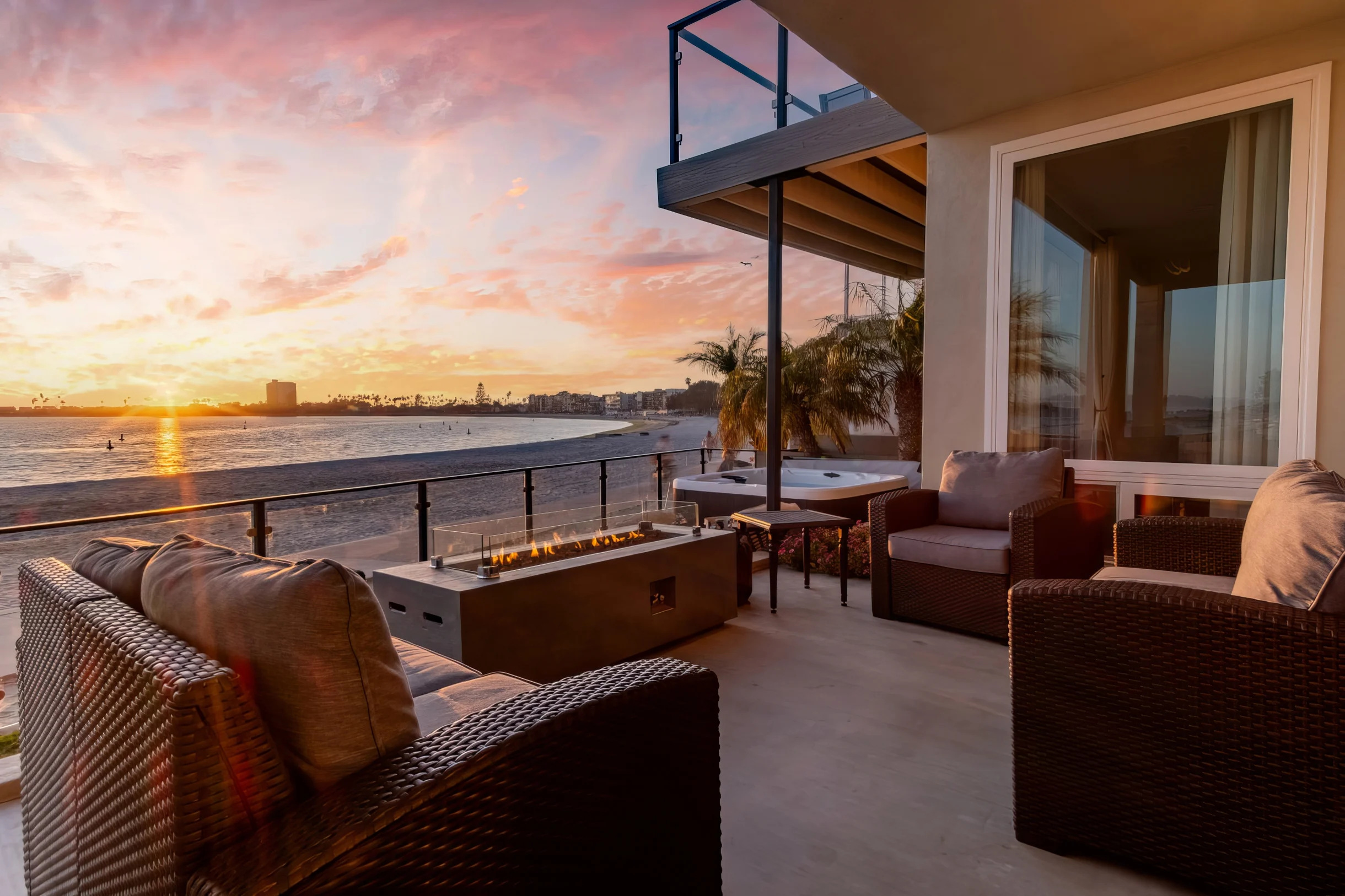 NEW Stunning Bayfront Home + Private Beach Access + Hot Tub + Fire Pit #36