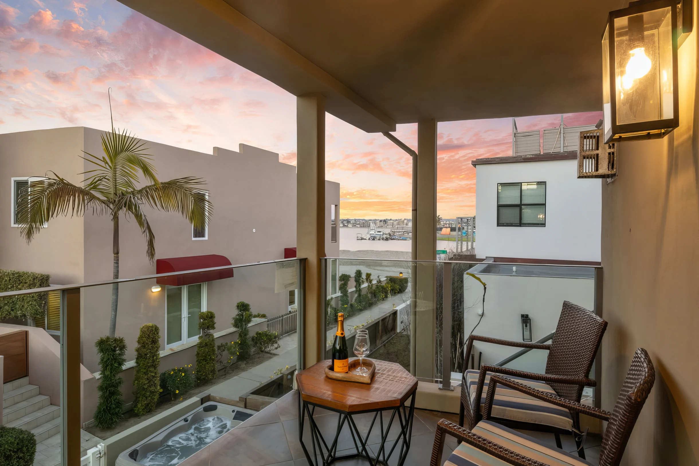 Luxury Meets Beach | Stunning Bay Views | Hot Tub | Fire Pit #55