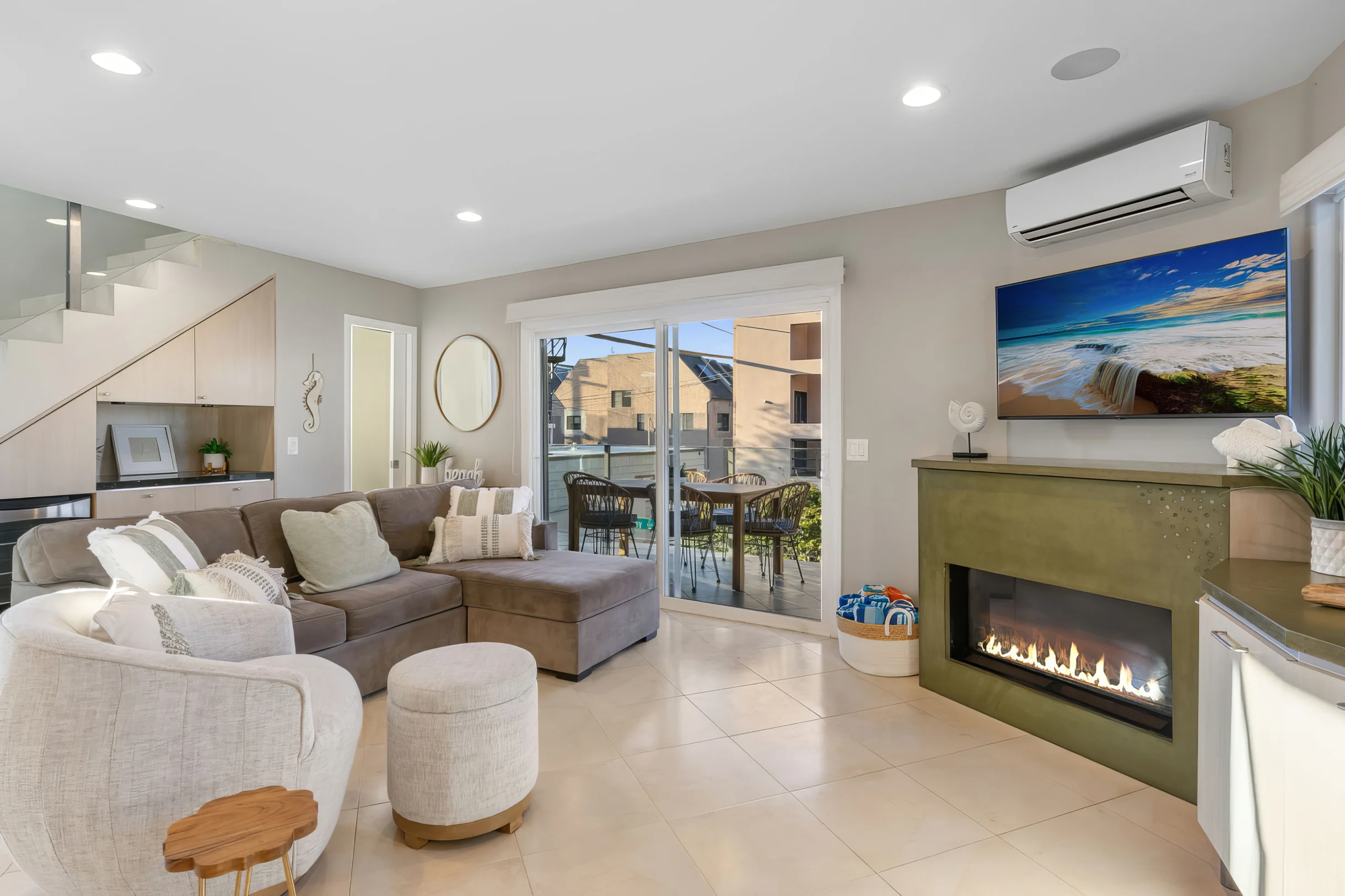 Luxury Meets Beach | Stunning Bay Views | Hot Tub | Fire Pit #9