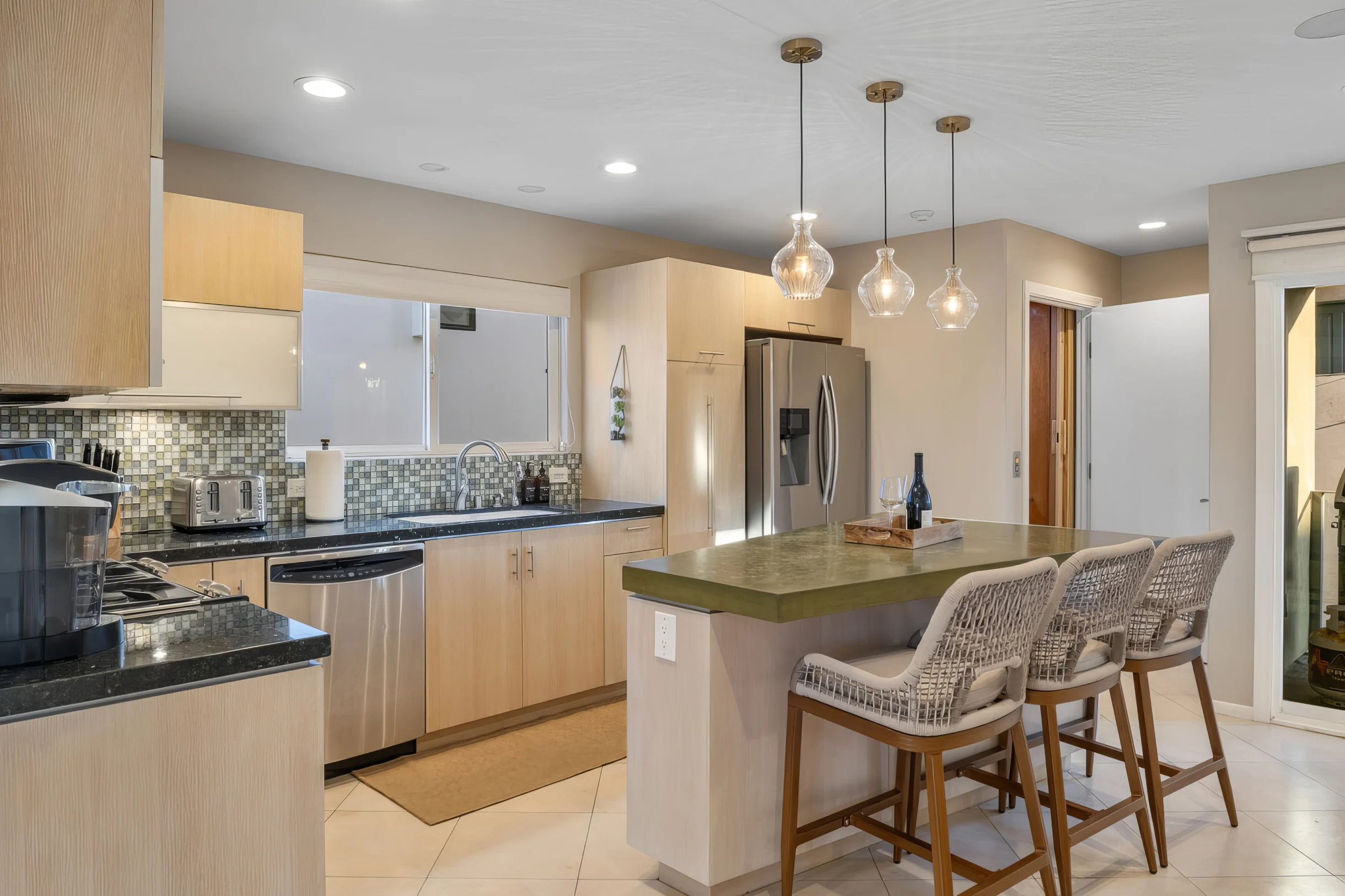 Luxury Meets Beach | Stunning Bay Views | Hot Tub | Fire Pit #34