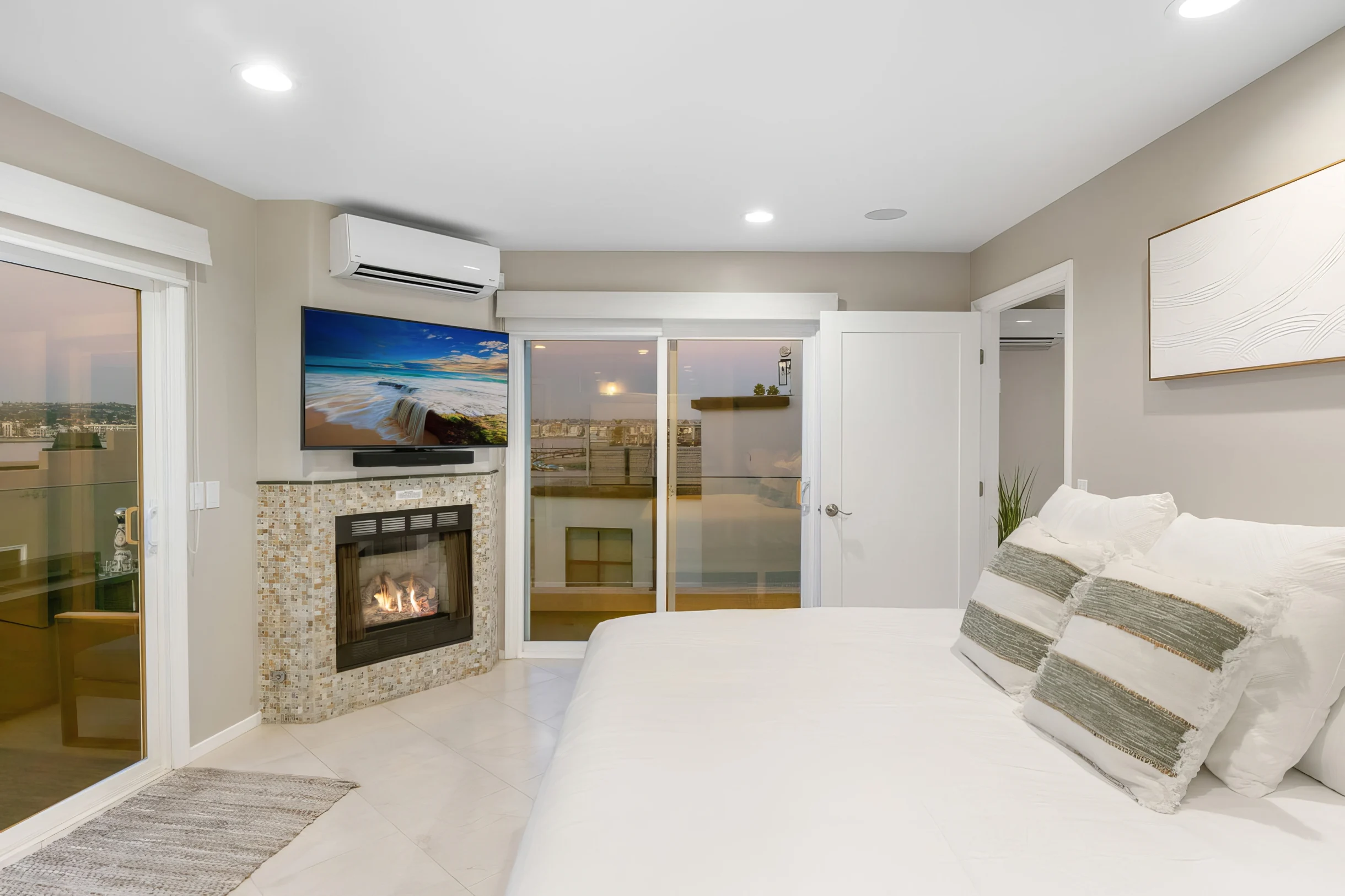 Luxury Meets Beach | Stunning Bay Views | Hot Tub | Fire Pit #51