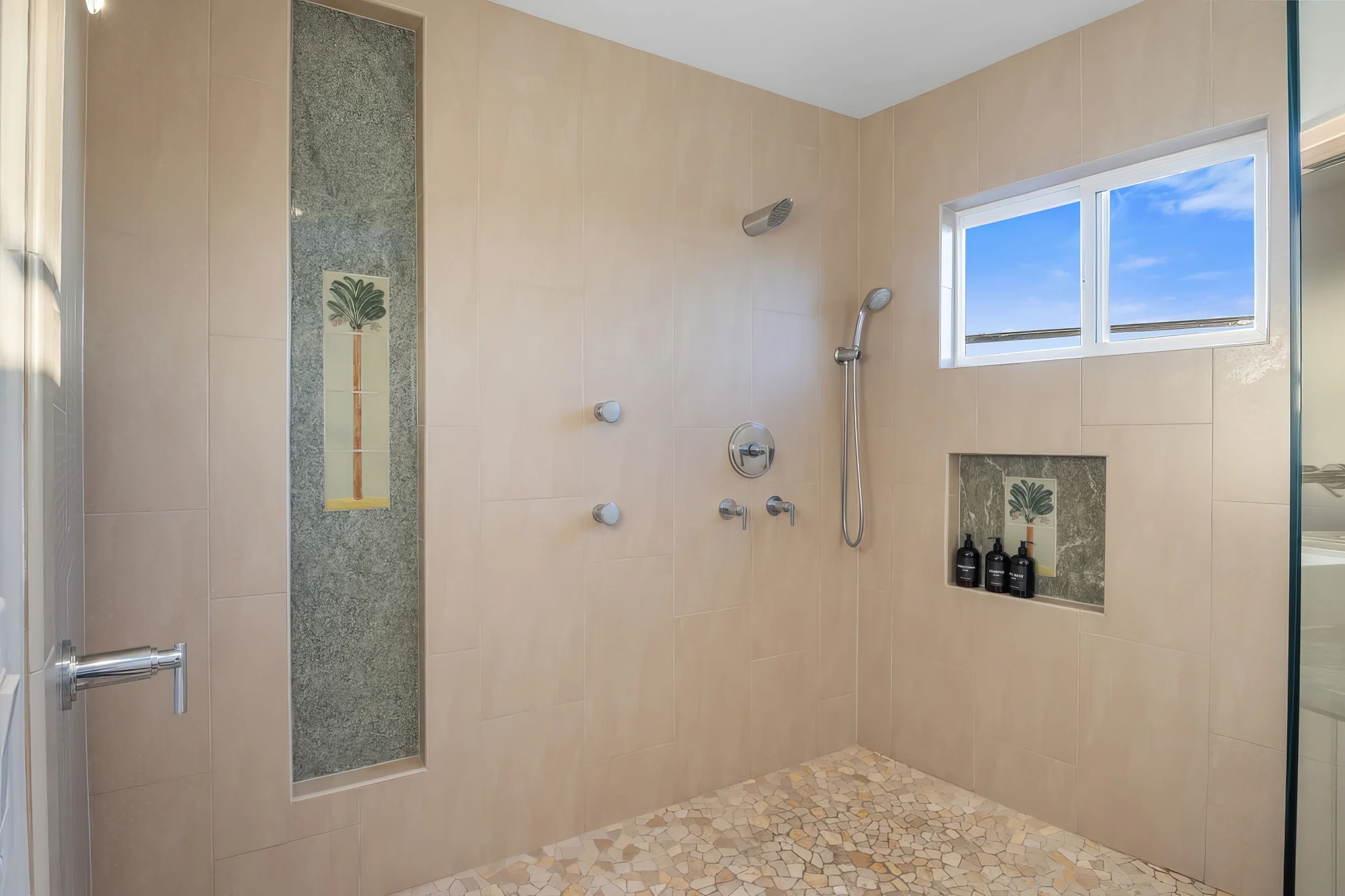 Luxury Meets Beach | Stunning Bay Views | Hot Tub | Fire Pit #52