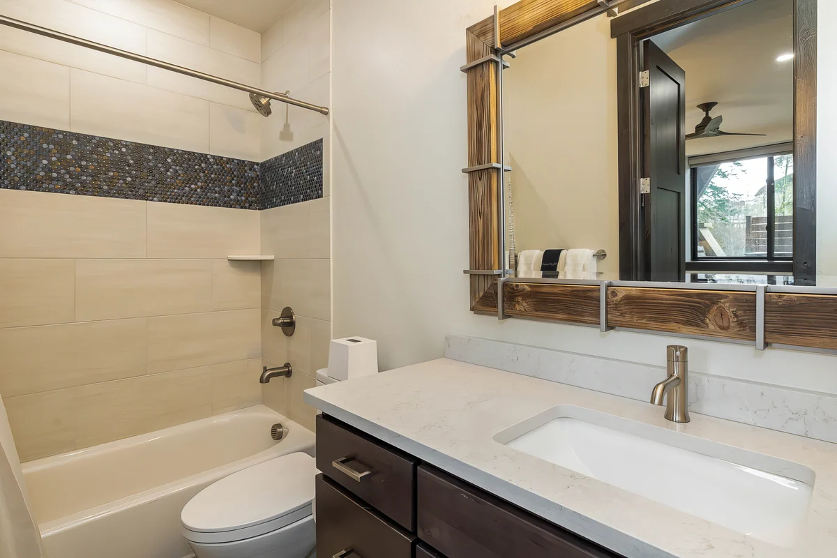 Wander Winter Park Riverside