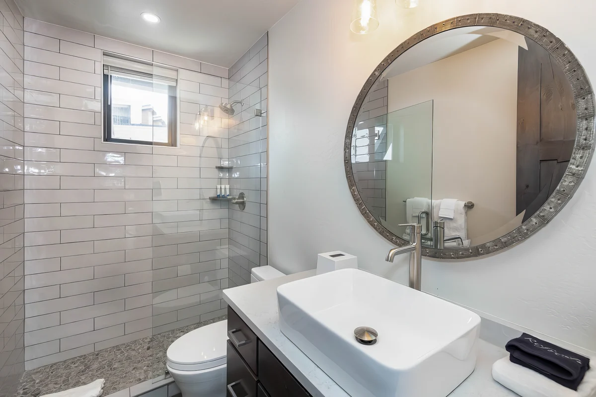 Wander Winter Park Riverside