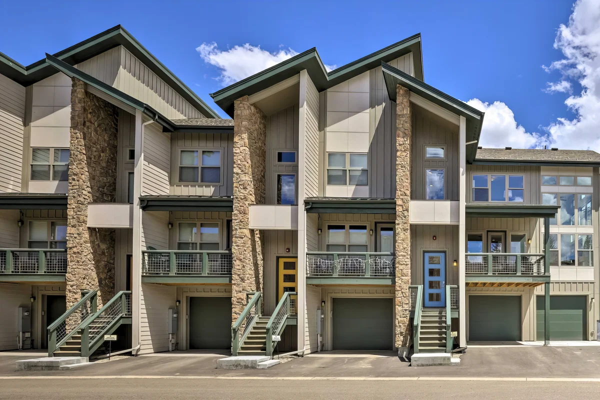 Wander Fraser Summit