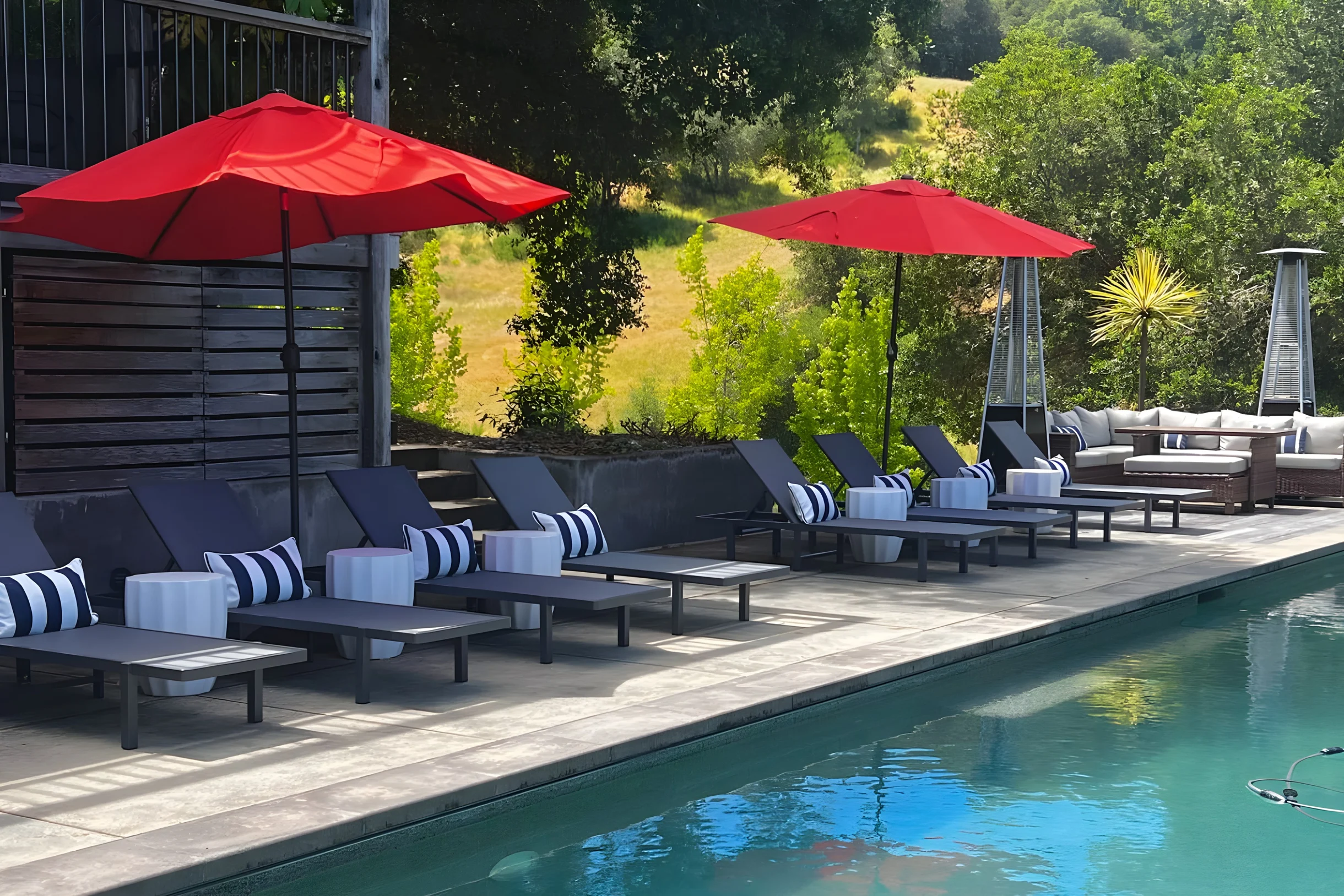 Home in Healdsburg property photo 4