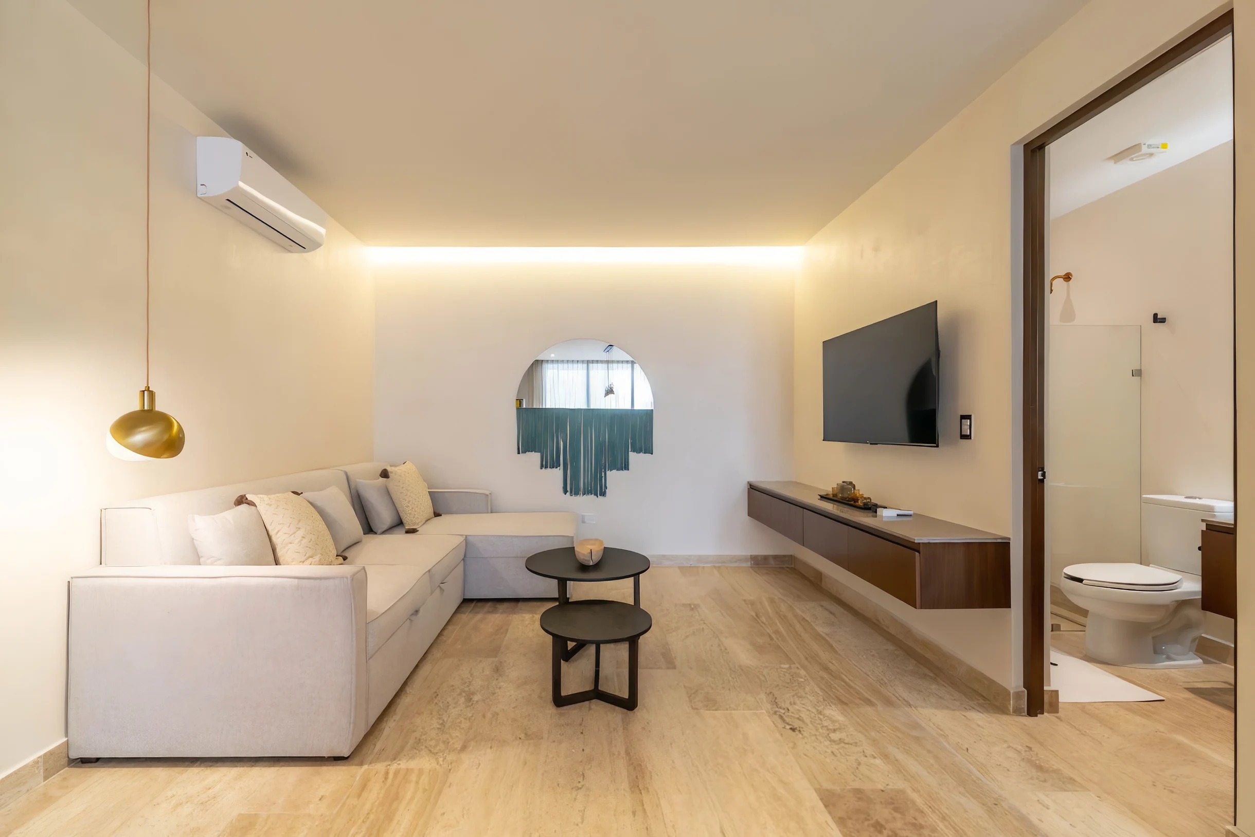 Lux 1BR w/ Rooftop Pool, Close to Beach #28
