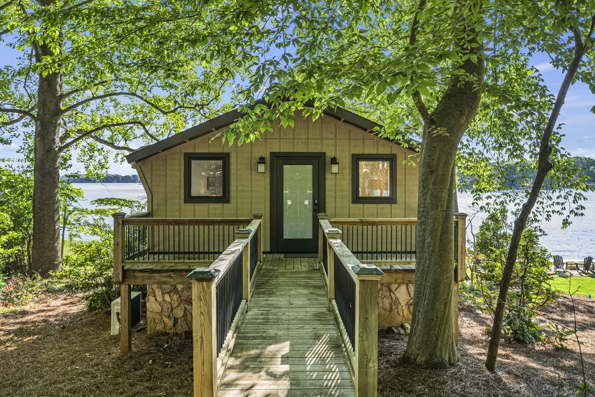 Wander Mooresville Riverbend