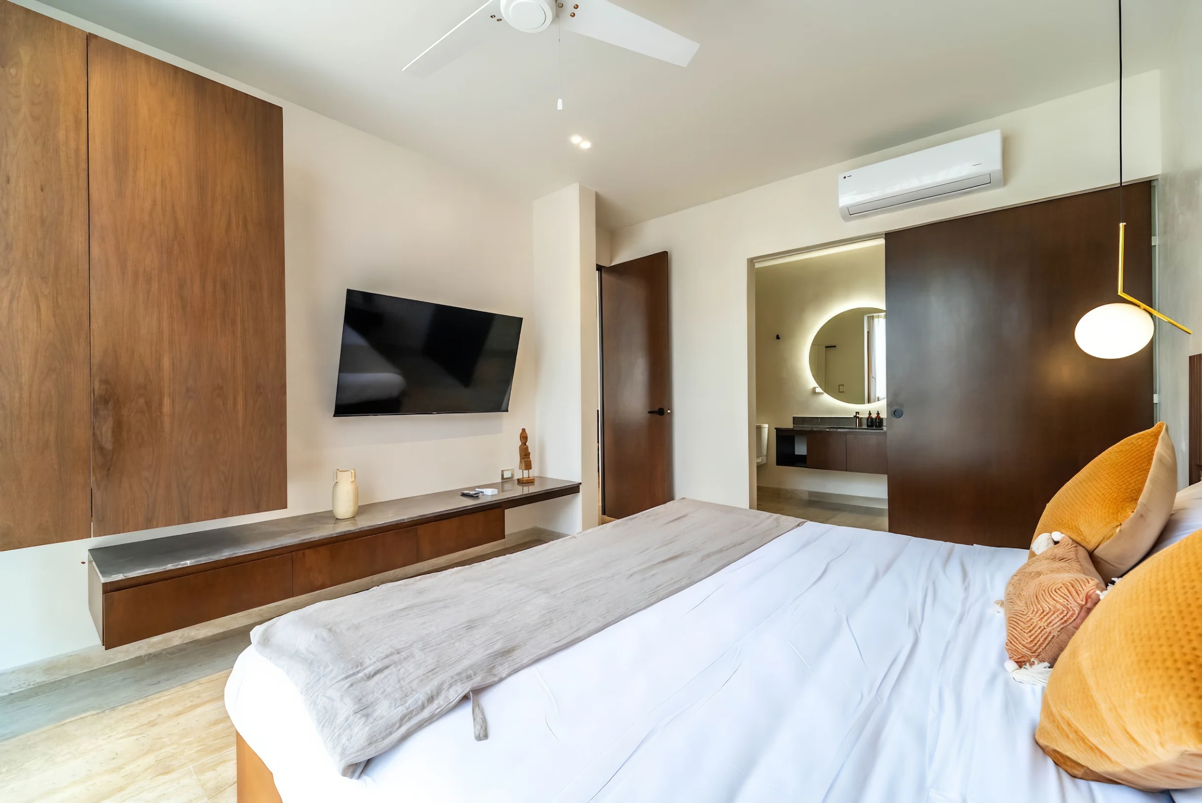 3BR Penthouse w/ Private Plunge Pool #65