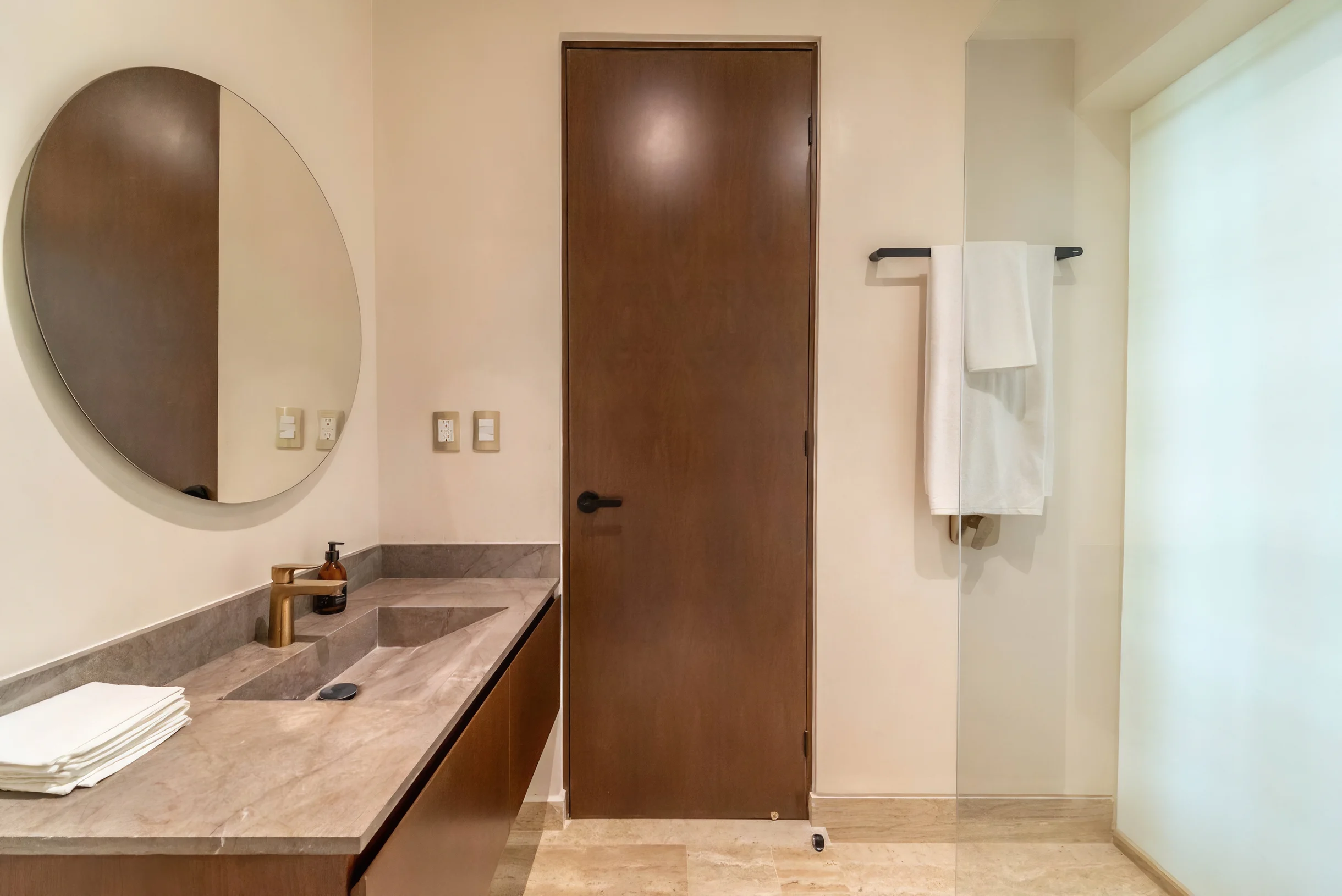 3BR Penthouse w/ Private Plunge Pool #18