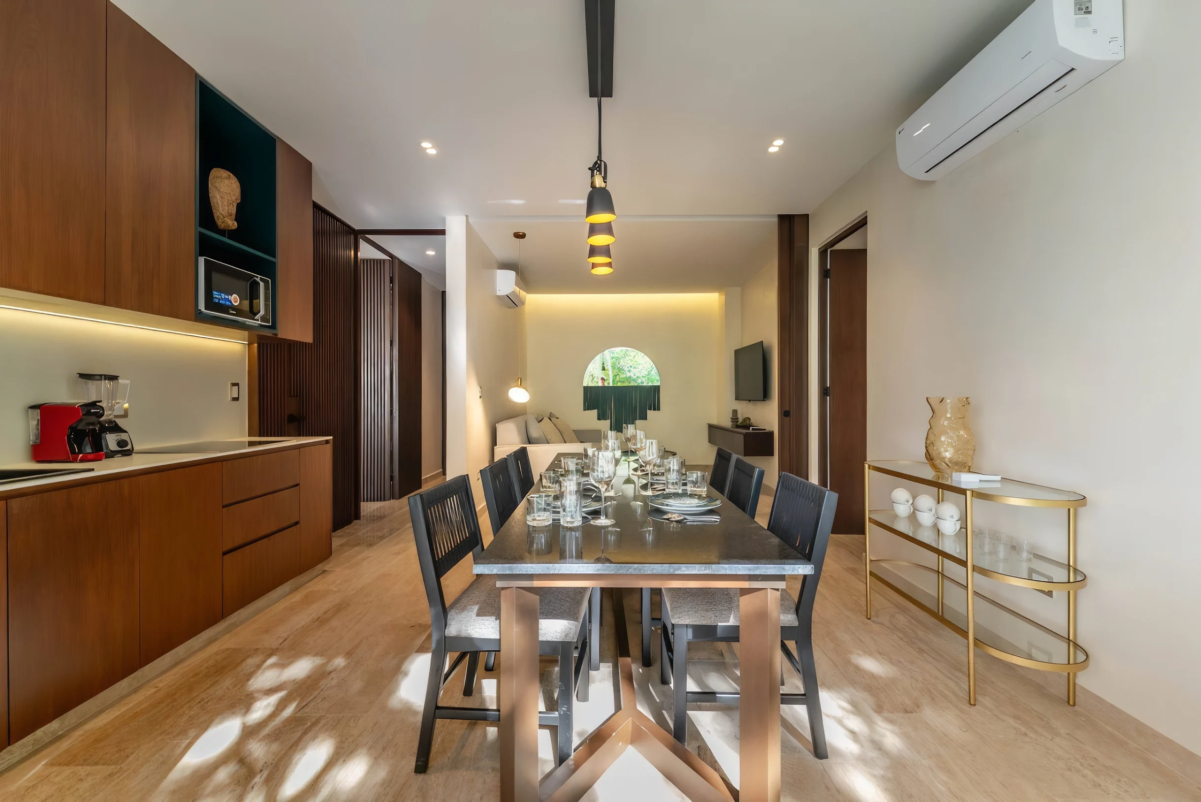 Lux 2BR w/ Rooftop Pool, Close to Beach #31