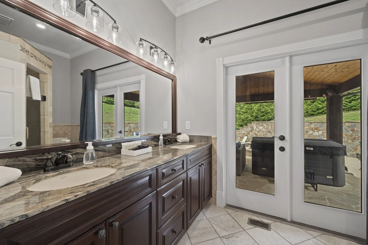 Wander Mooresville Lakeview