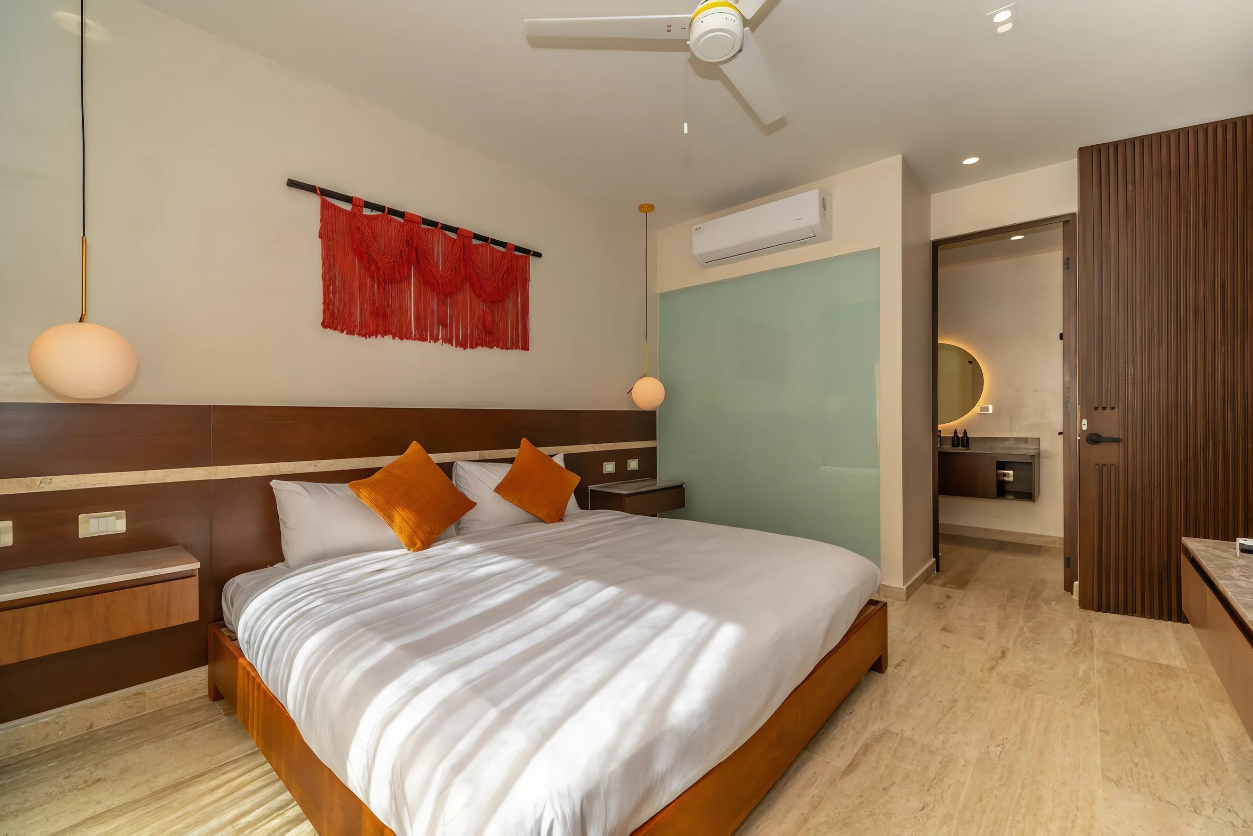 Lux 2BR w/ Rooftop Pool, Close to Beach #47