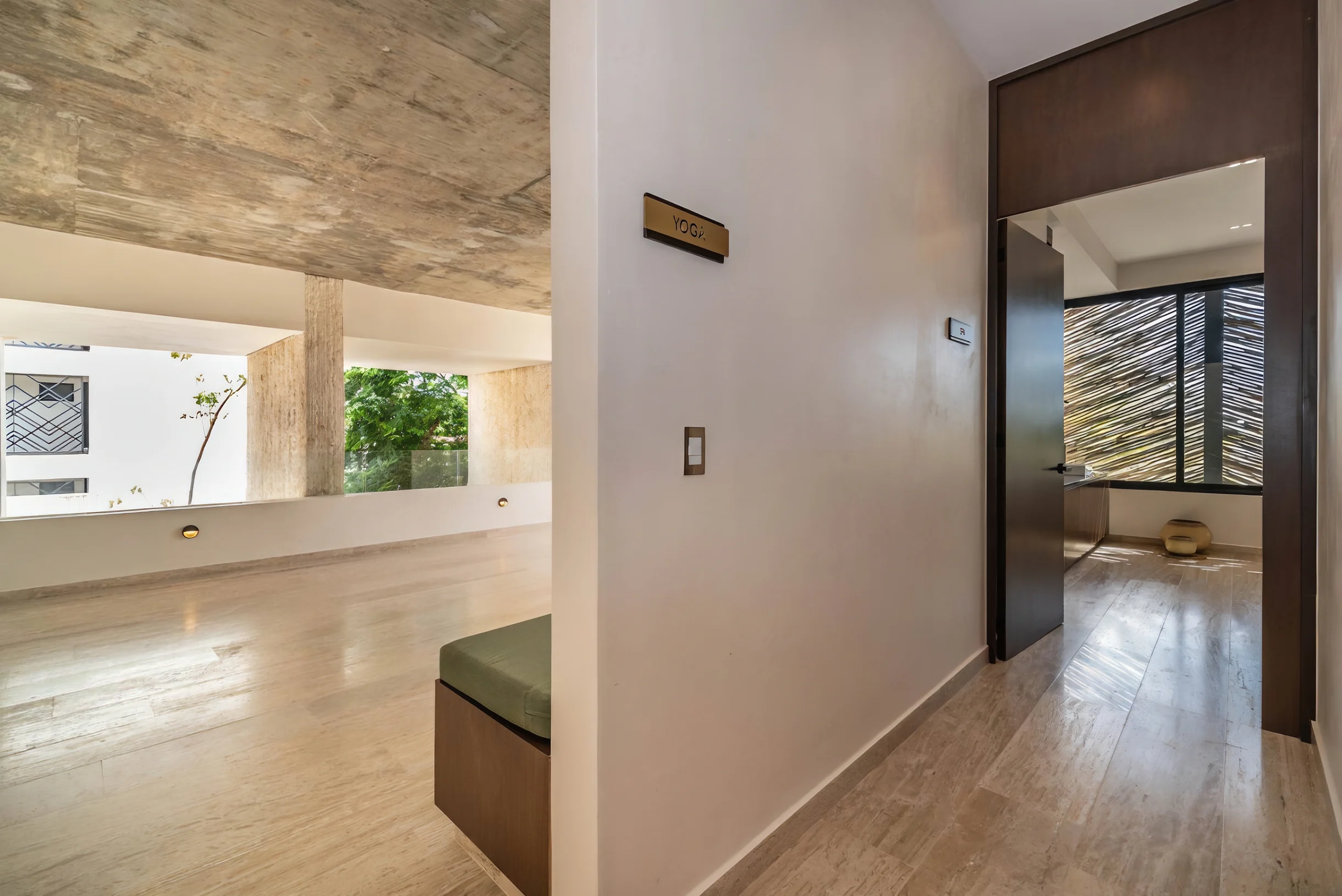 Lux 2BR w/ Rooftop Pool, Close to Beach #50