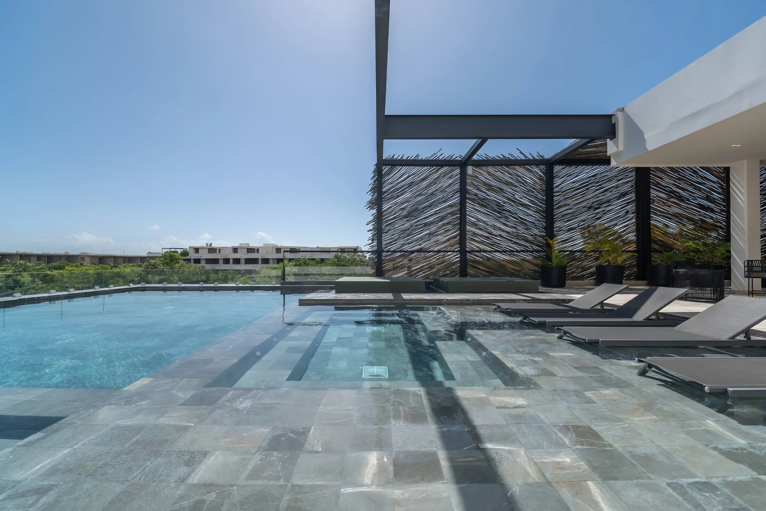 Lux 2BR w/ Rooftop Pool, Close to Beach #55