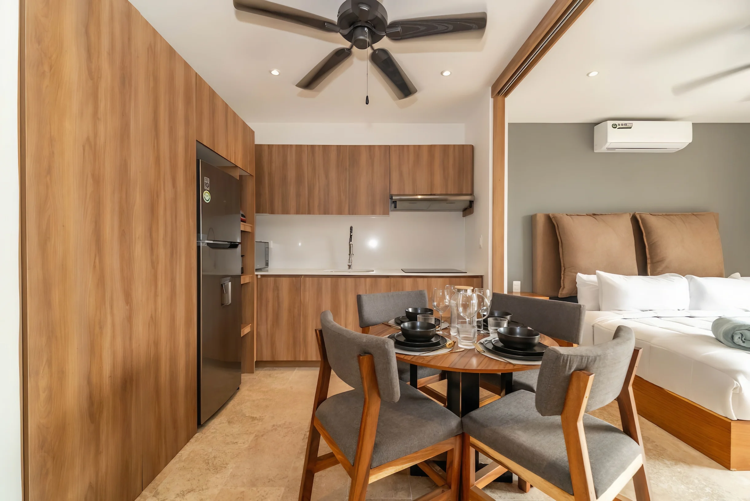 King Studio w/ Balcony, Rooftop Pool | Aldea Zama #18