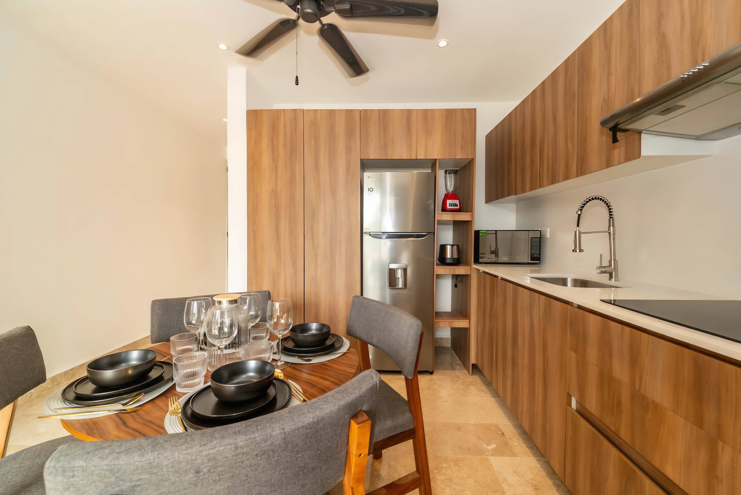 King Studio w/ Balcony, Rooftop Pool | Aldea Zama #11