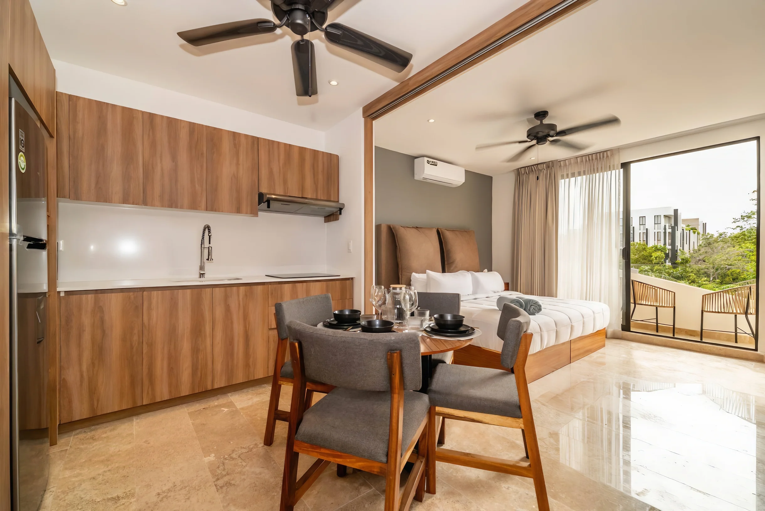 King Studio w/ Balcony, Rooftop Pool | Aldea Zama #23