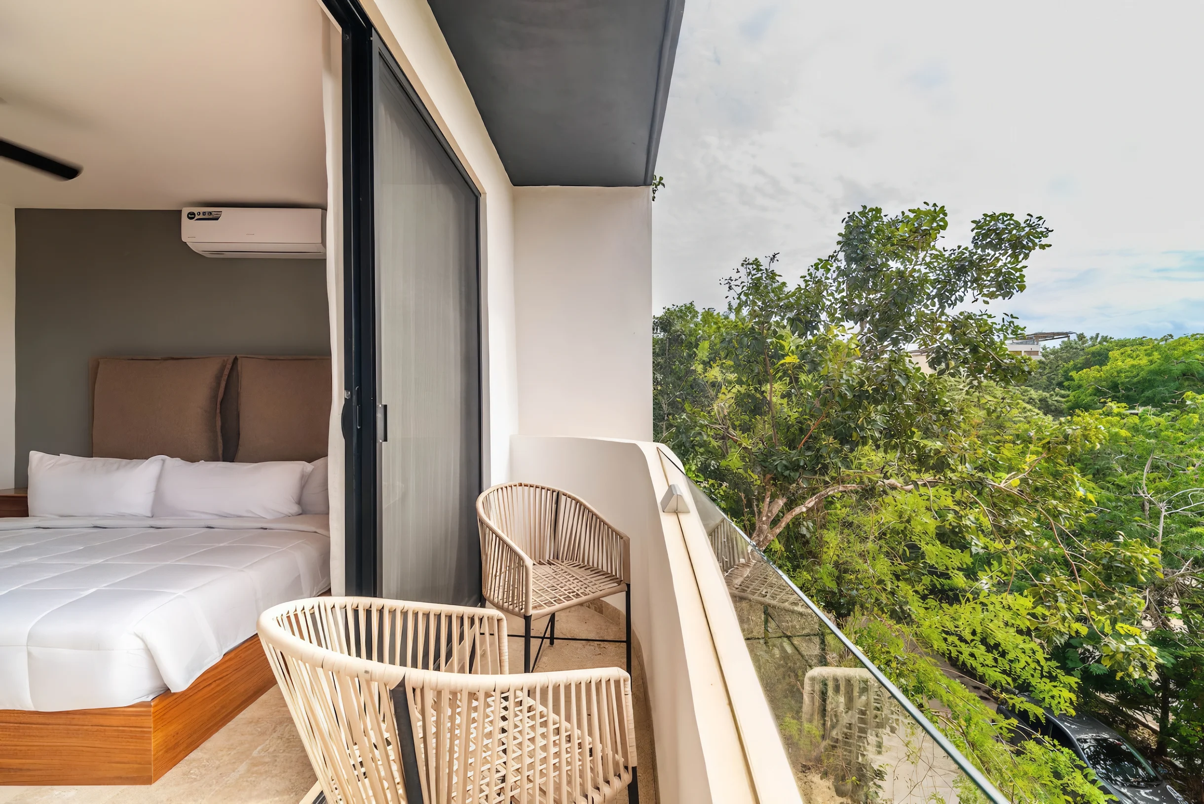 King Studio w/ Balcony, Rooftop Pool | Aldea Zama #24