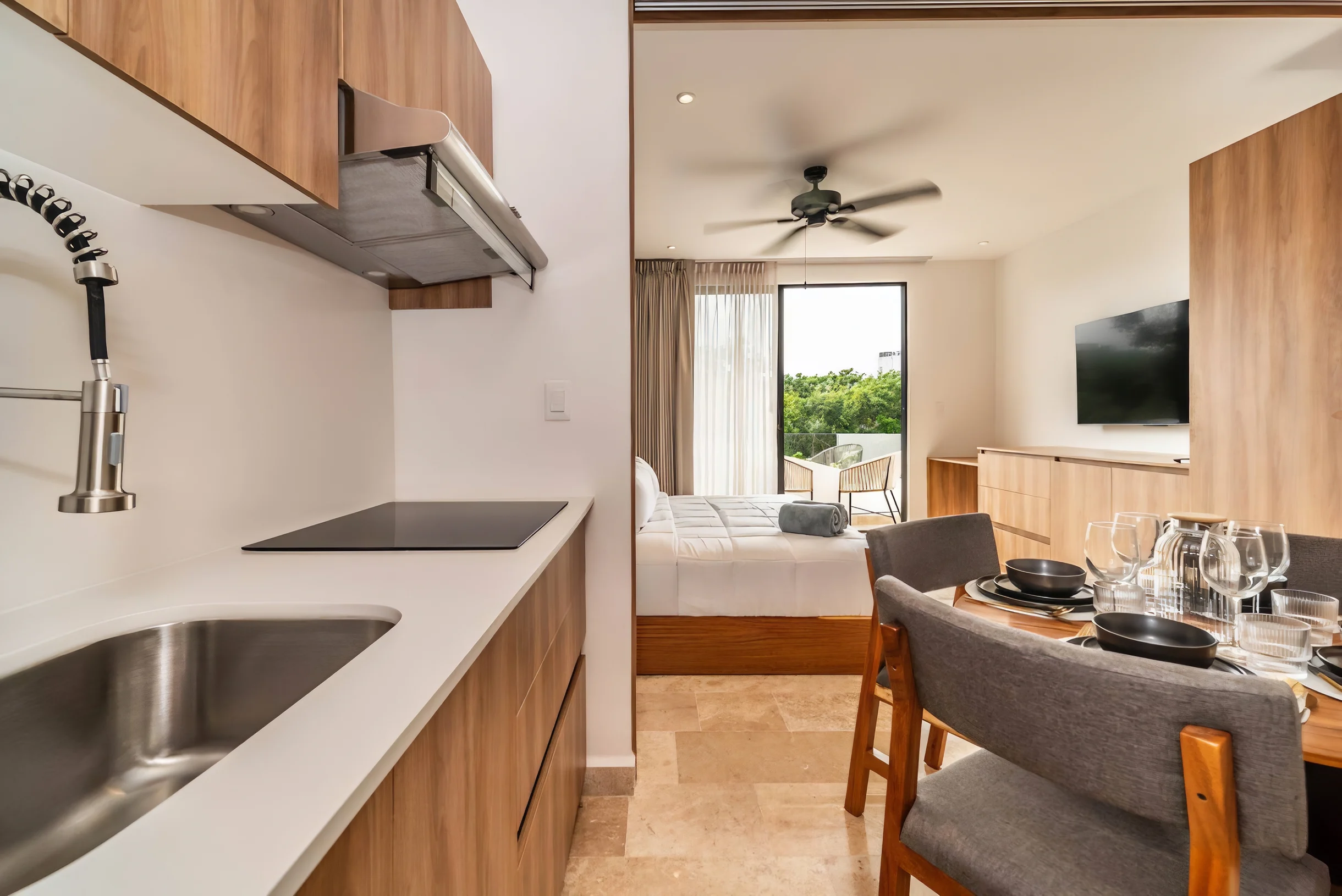 King Studio w/ Balcony, Rooftop Pool | Aldea Zama #28