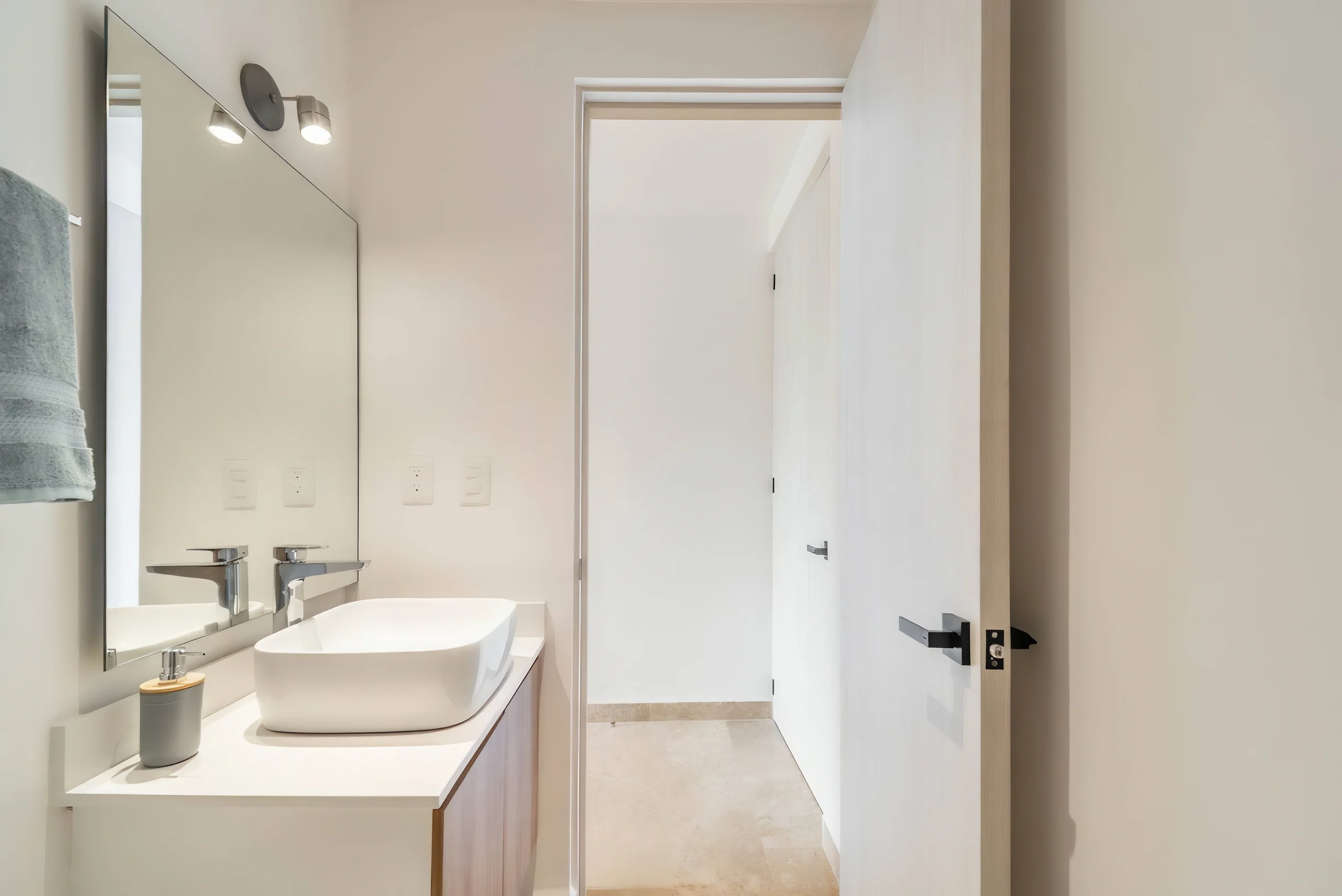King Studio w/ Balcony, Rooftop Pool | Aldea Zama #25