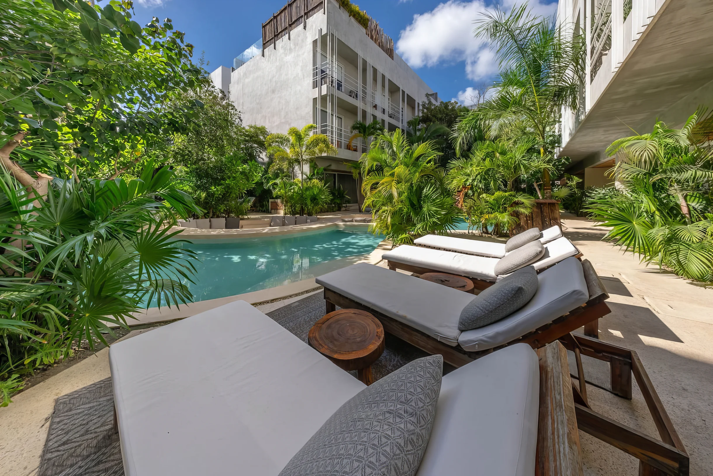 Jungle Chic King Studio w/ Pool #7