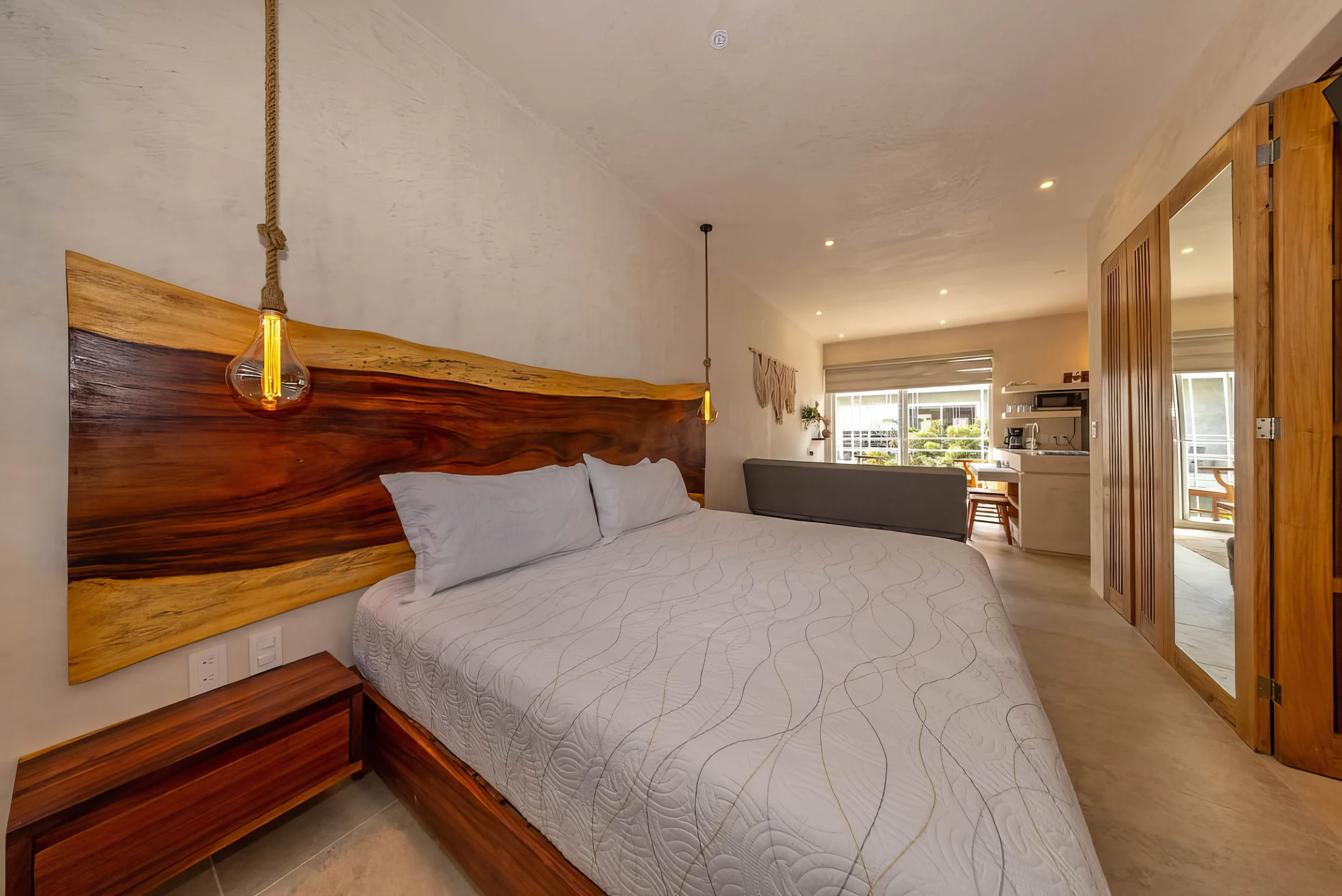 Jungle Chic King Studio w/ Pool #28