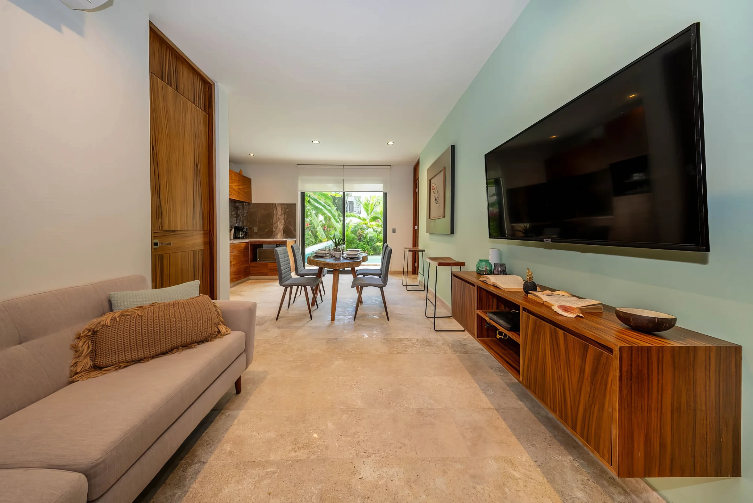 2 BR w/ Direct Walk-out to Pool + Sauna, Gym #4