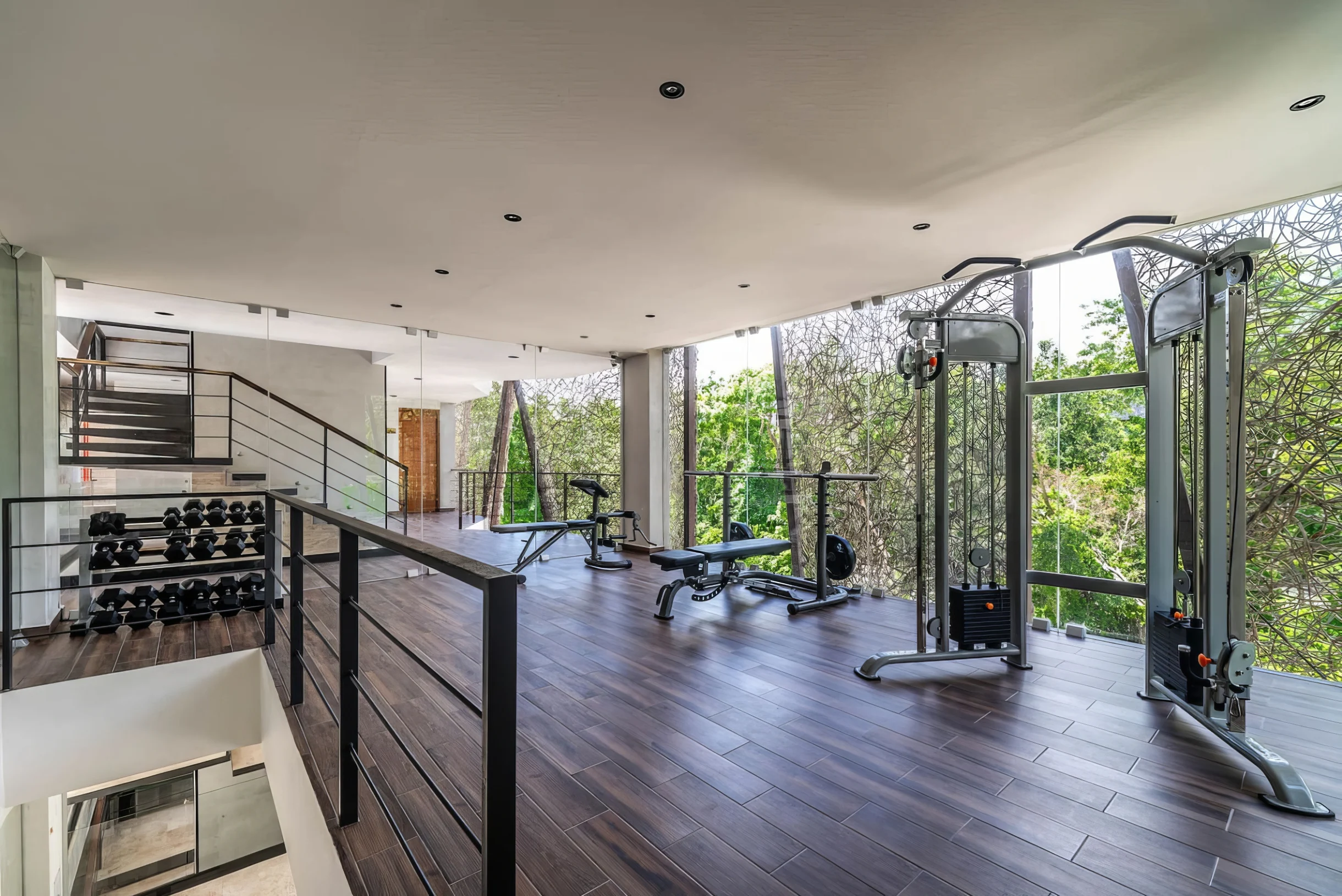 2 BR w/ Direct Walk-out to Pool + Sauna, Gym #59