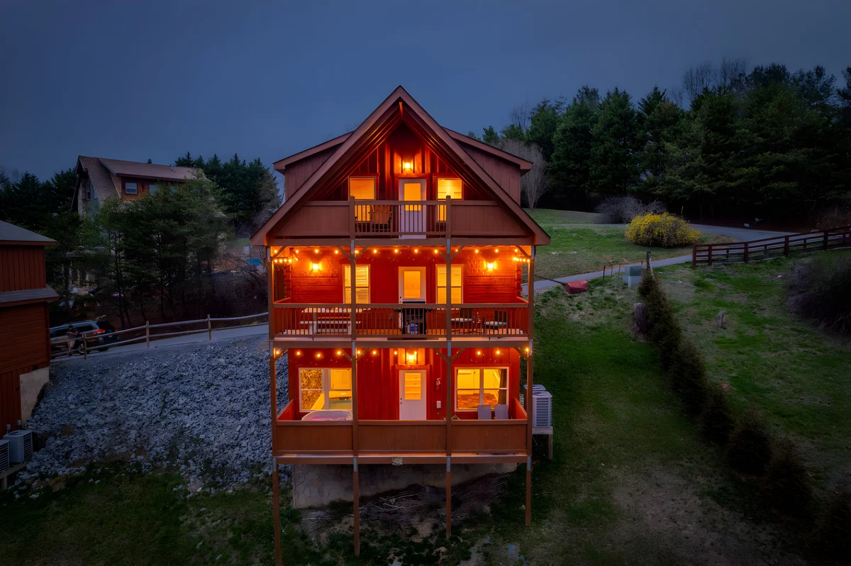 Home in Sevierville property photo 5