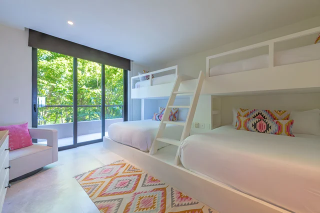 Bedroom 1 image 1