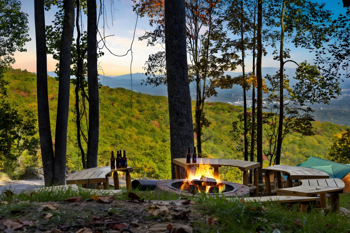 Home in Sevierville property photo 4