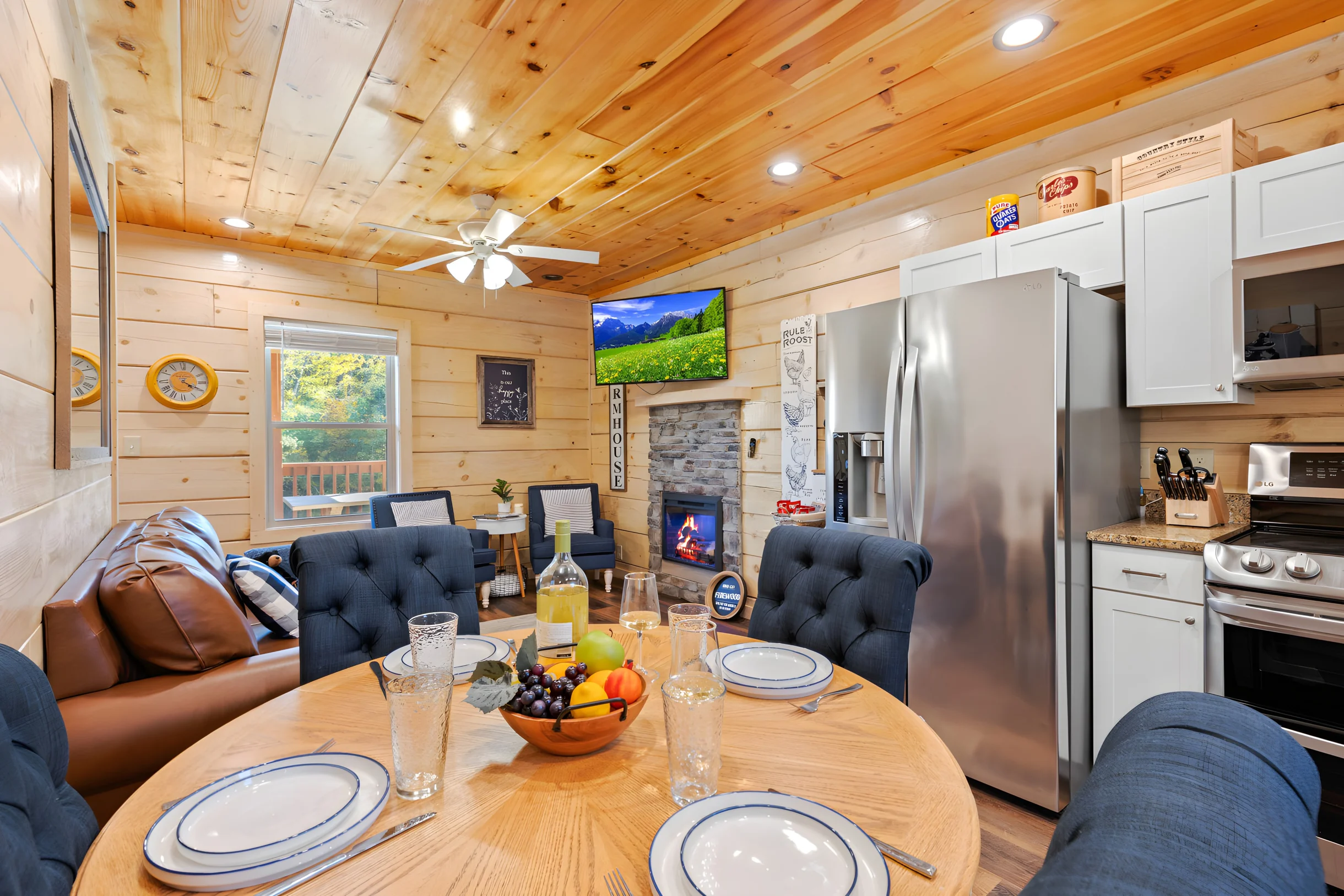 Home in Sevierville property photo 3