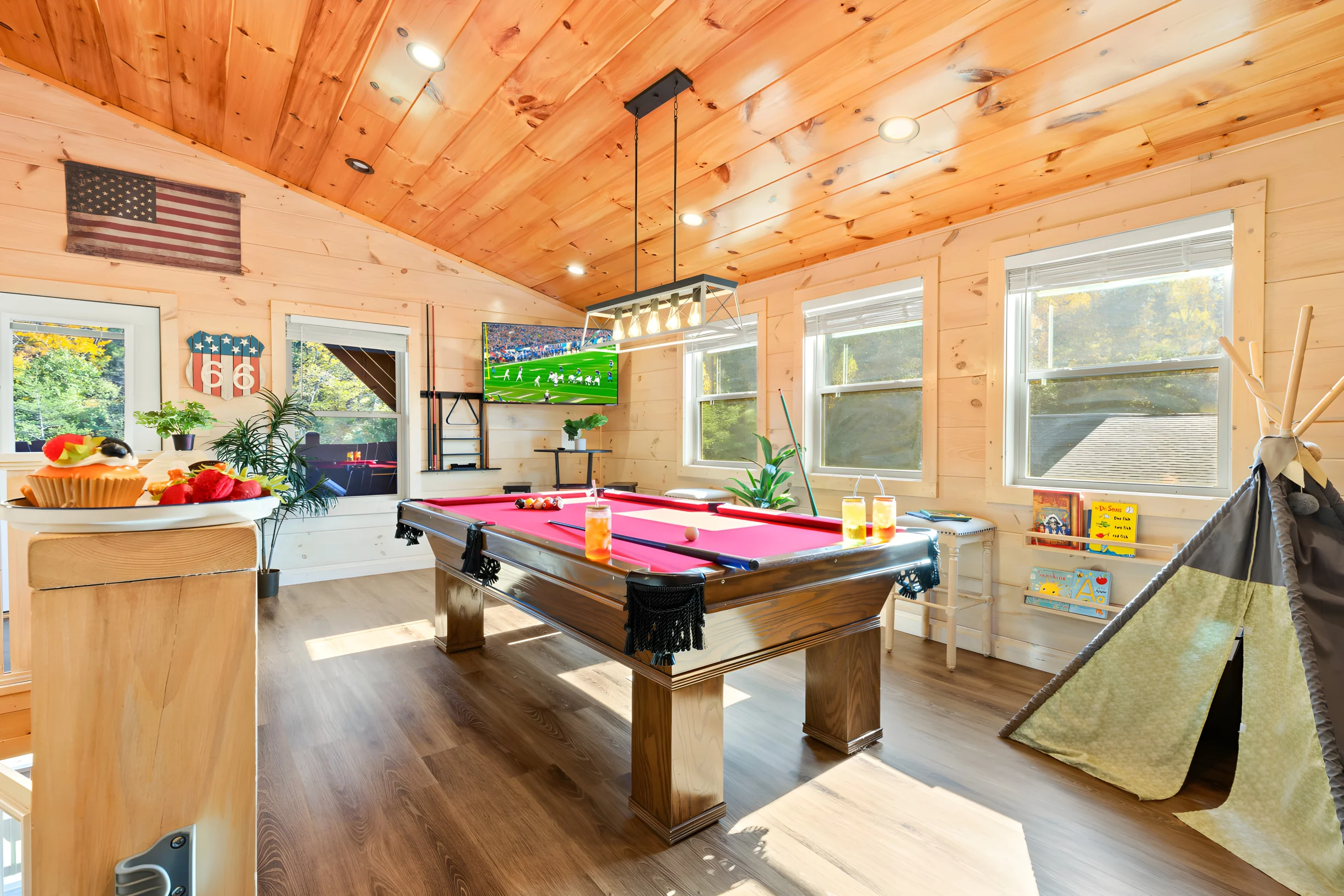 Home in Sevierville property photo 4