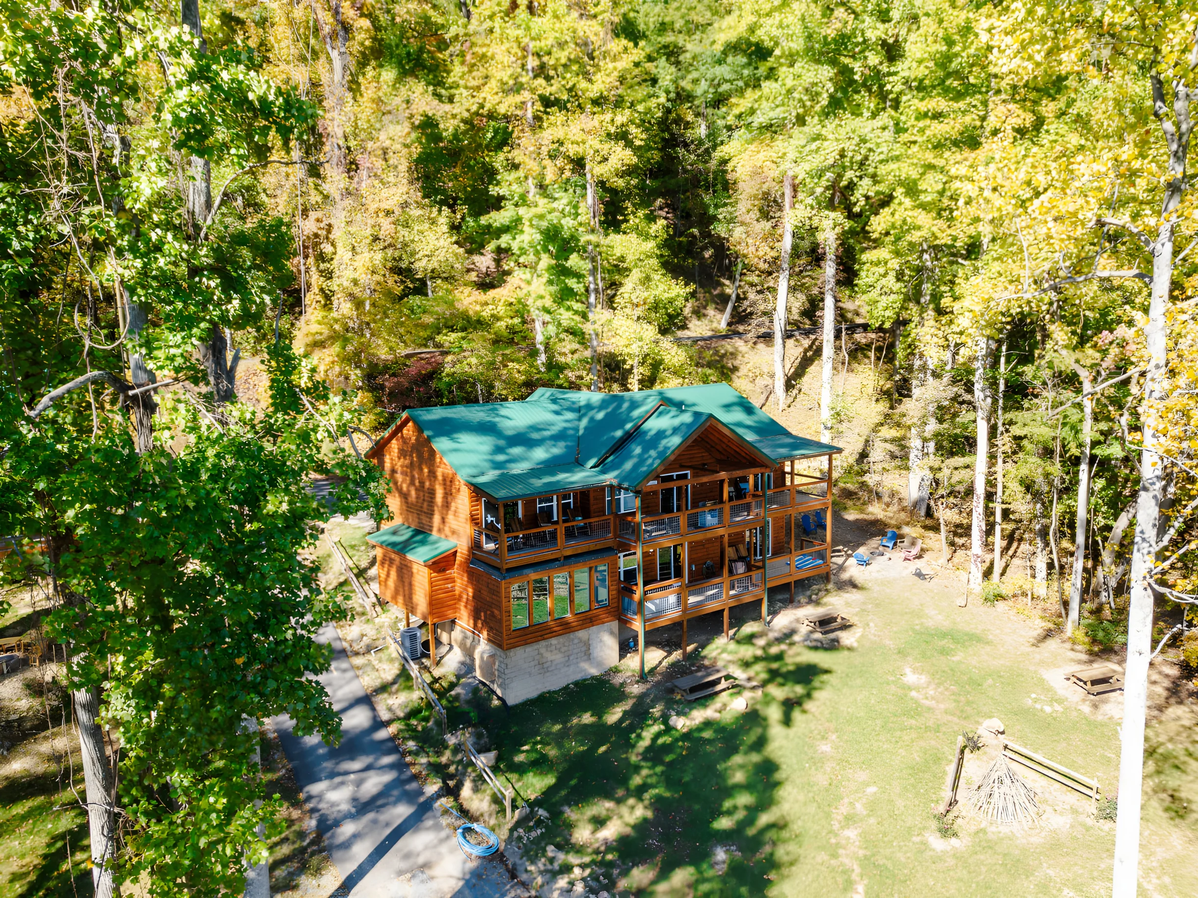 Home in Sevierville property photo 1