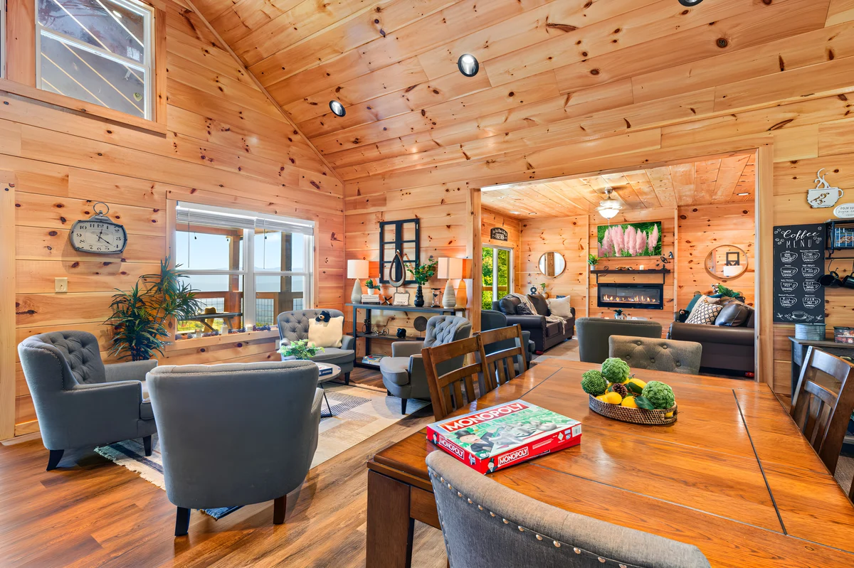 Home in Sevierville property photo 3