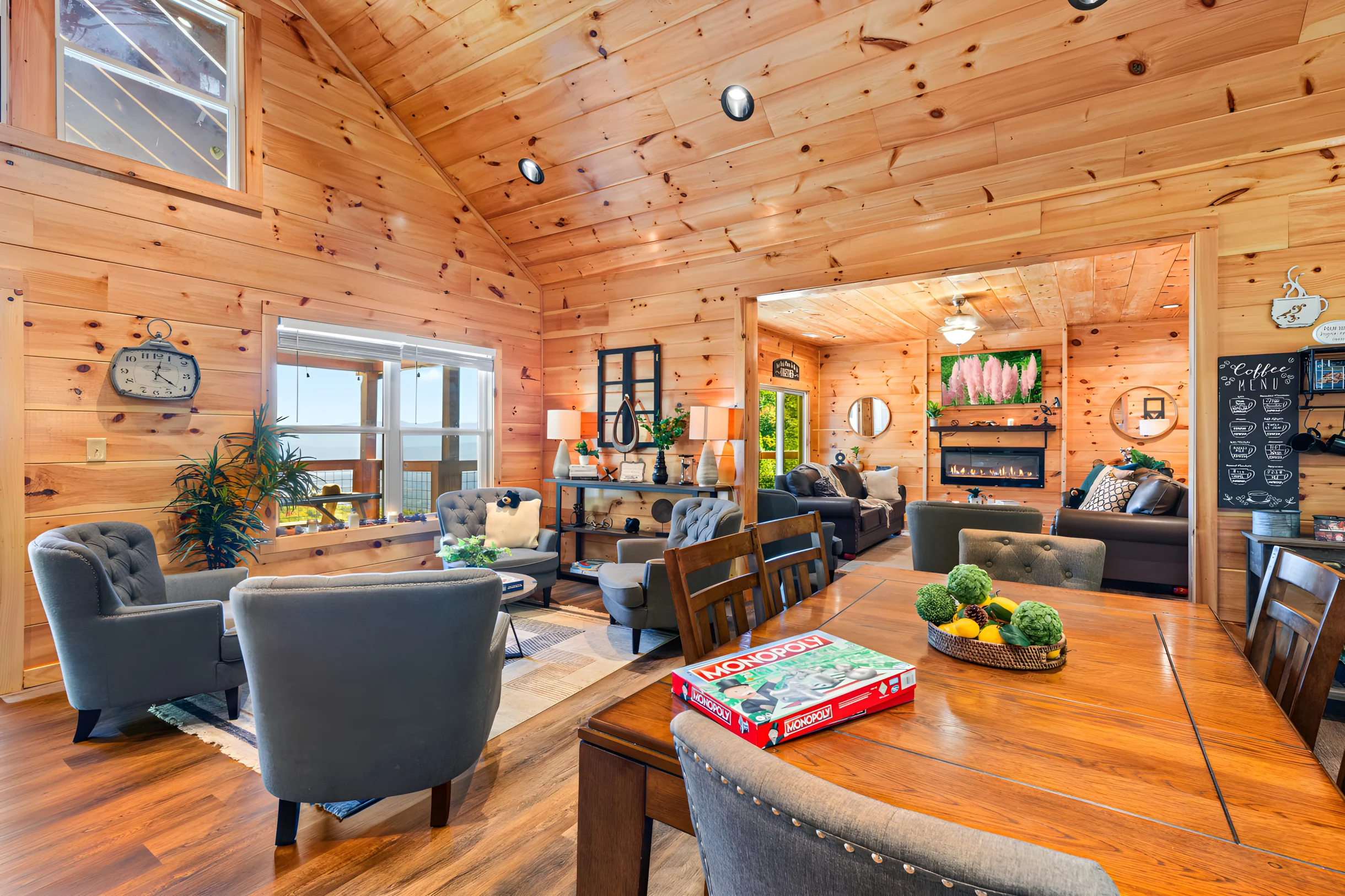Home in Sevierville property photo 3