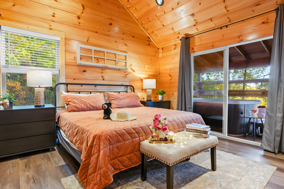 Bedroom 1 image 1