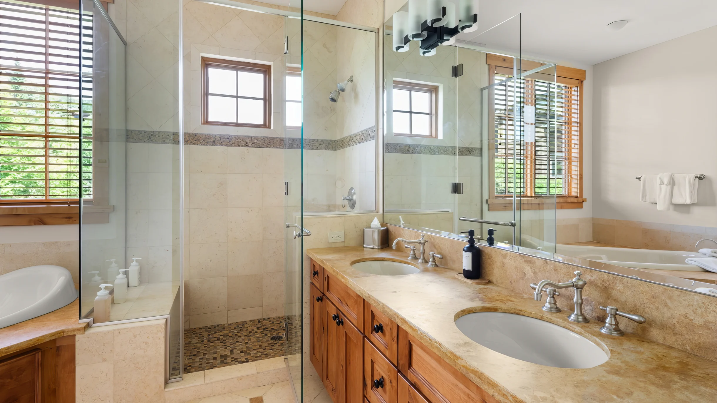 Stowe Globe Mountain Cabin | 4 Bed #35