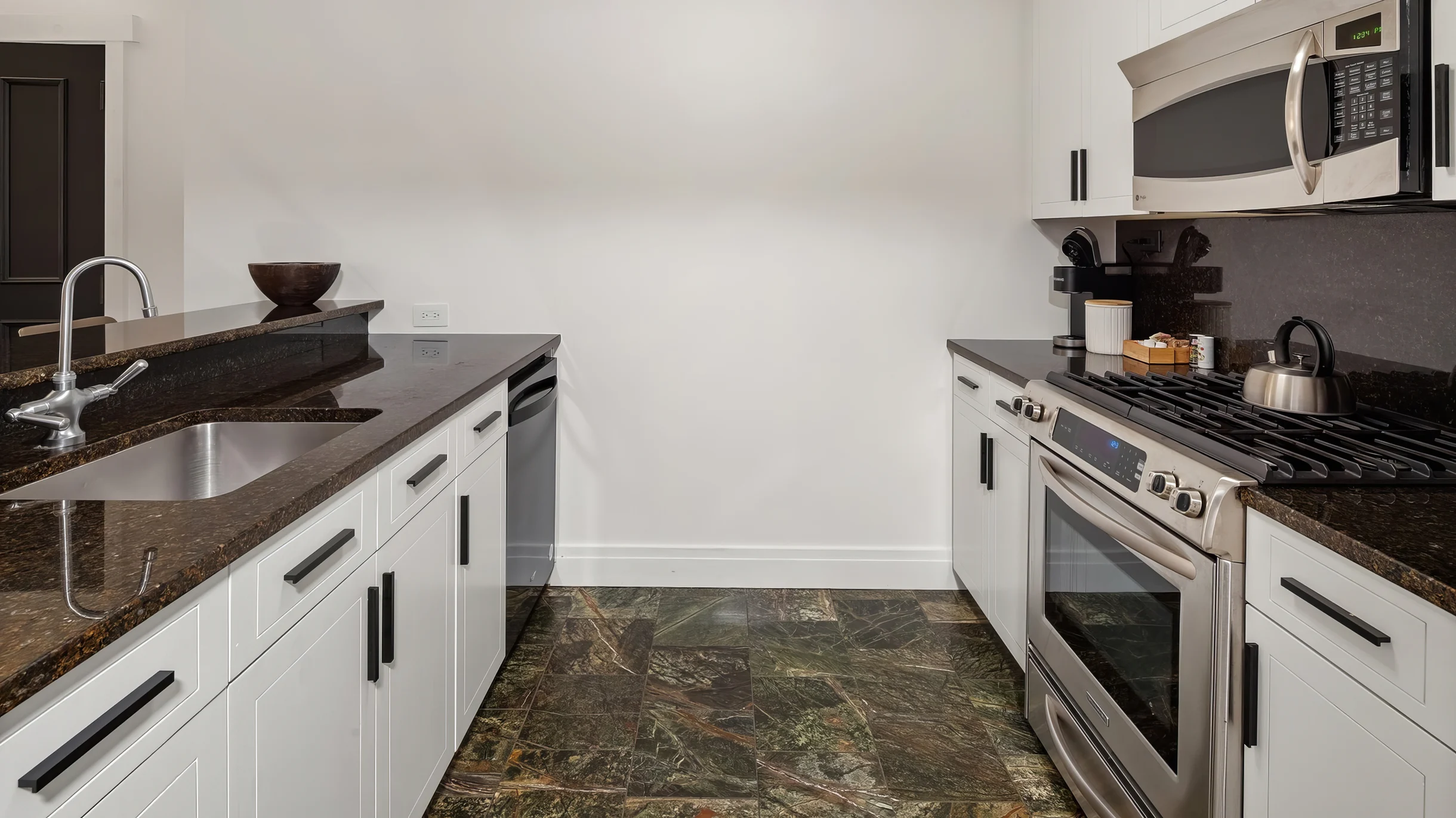 351C | 3bdrm | *TYRO #20