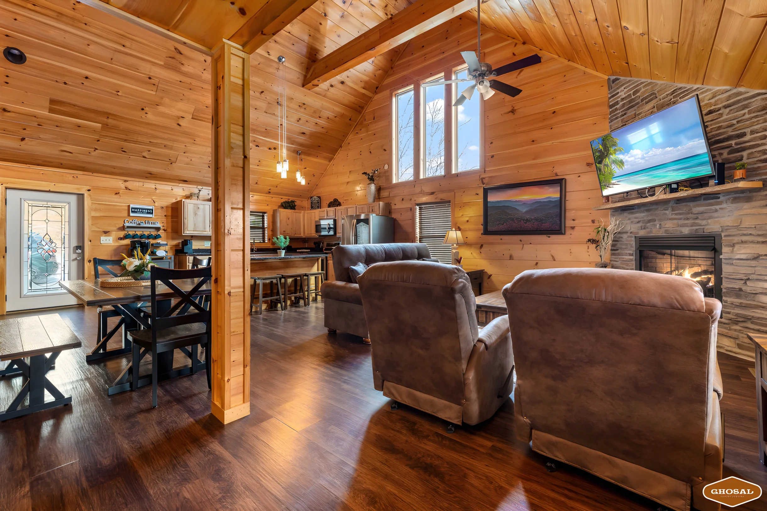 Home in Gatlinburg property photo 3