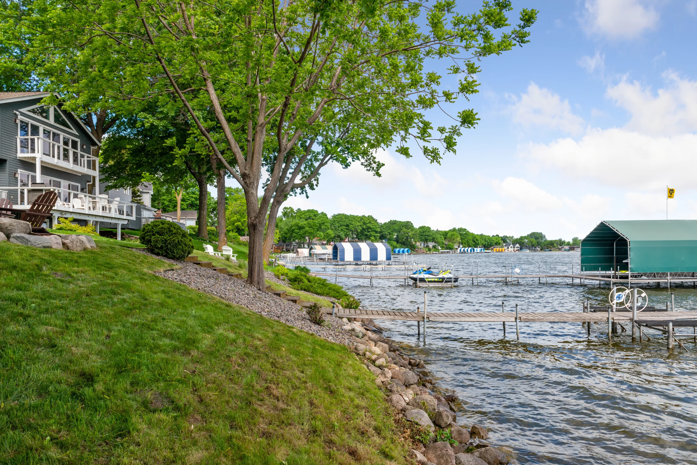 Lakefront Luxury #22