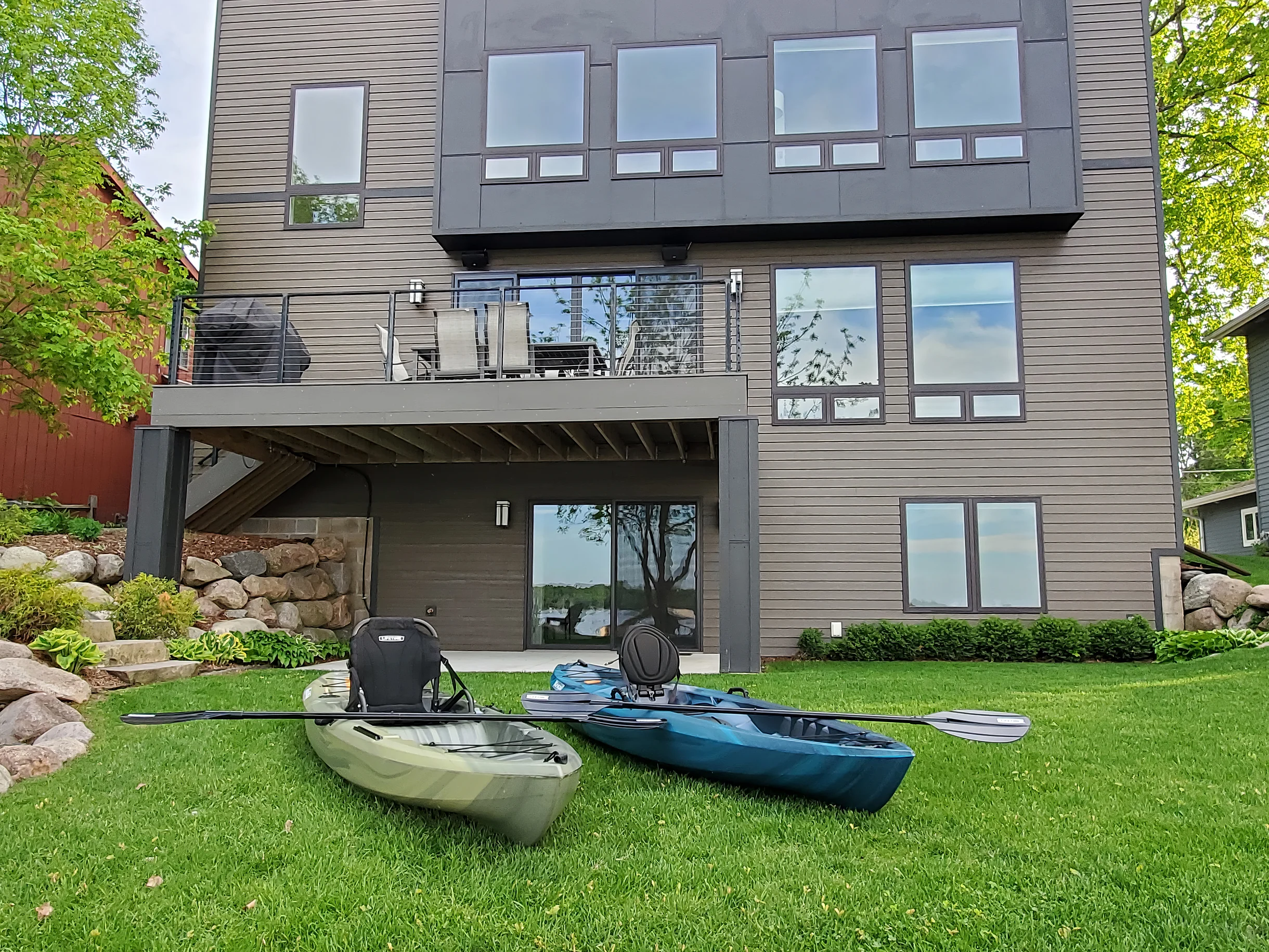 Lakefront Luxury #37
