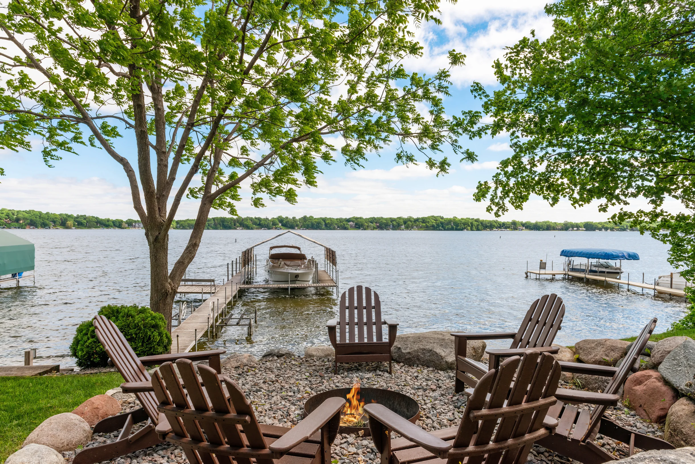 Lakefront Luxury #24