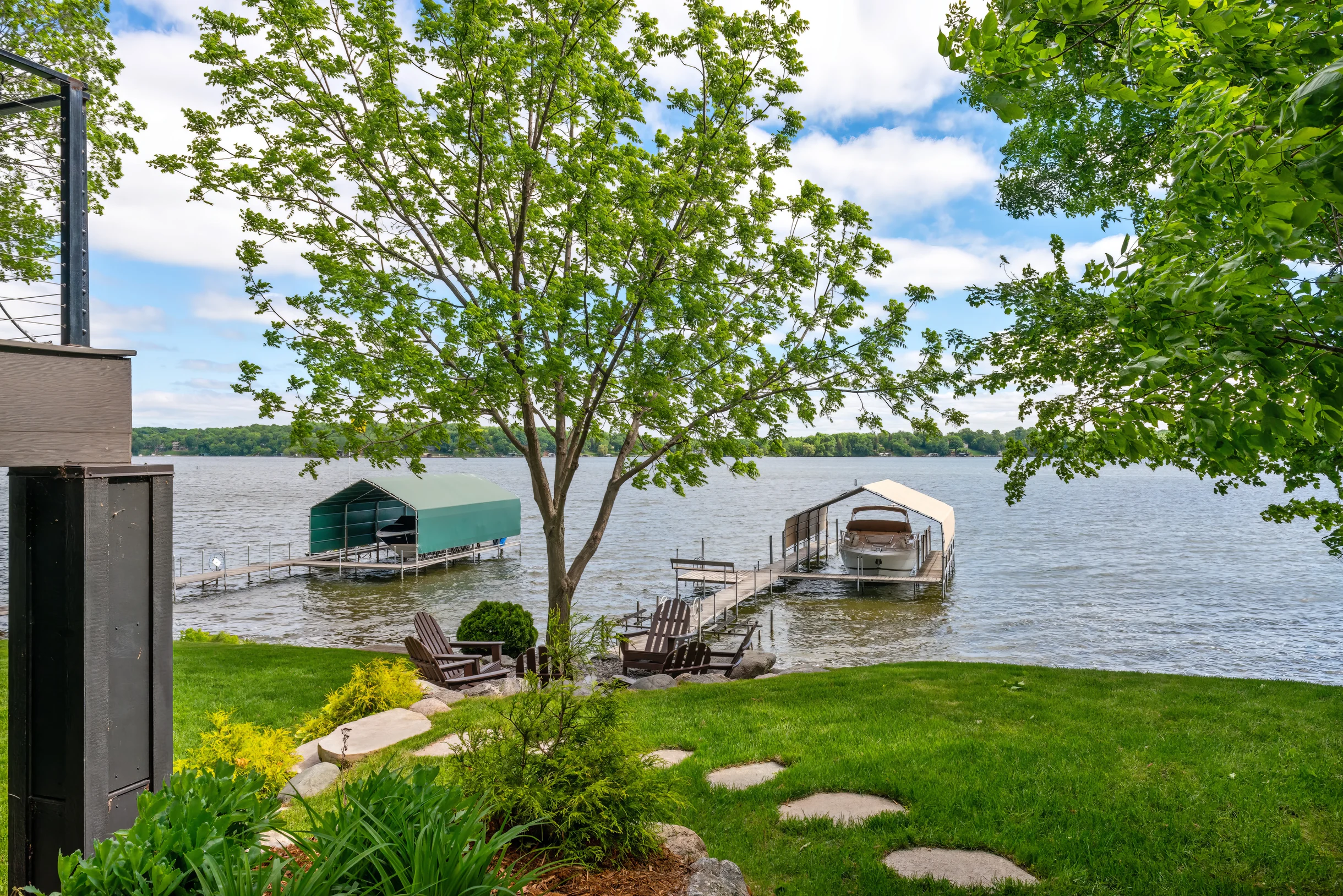 Lakefront Luxury #30